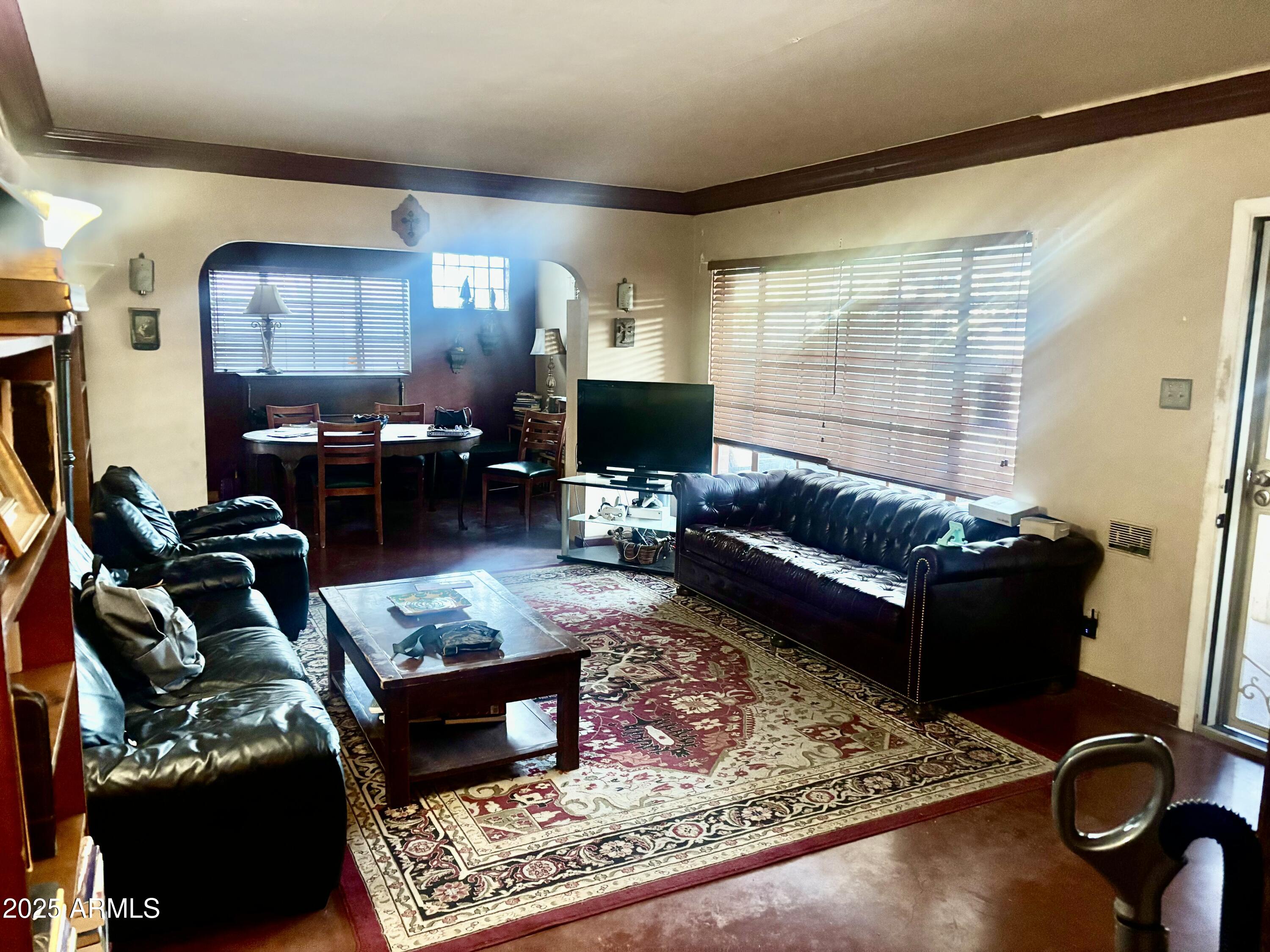 532 E CHEERY LYNN Road