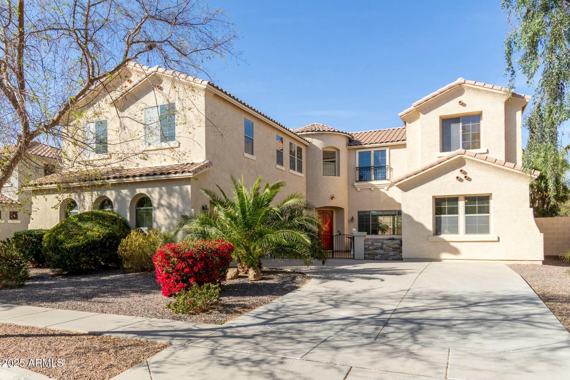 2830 E JANELLE Way