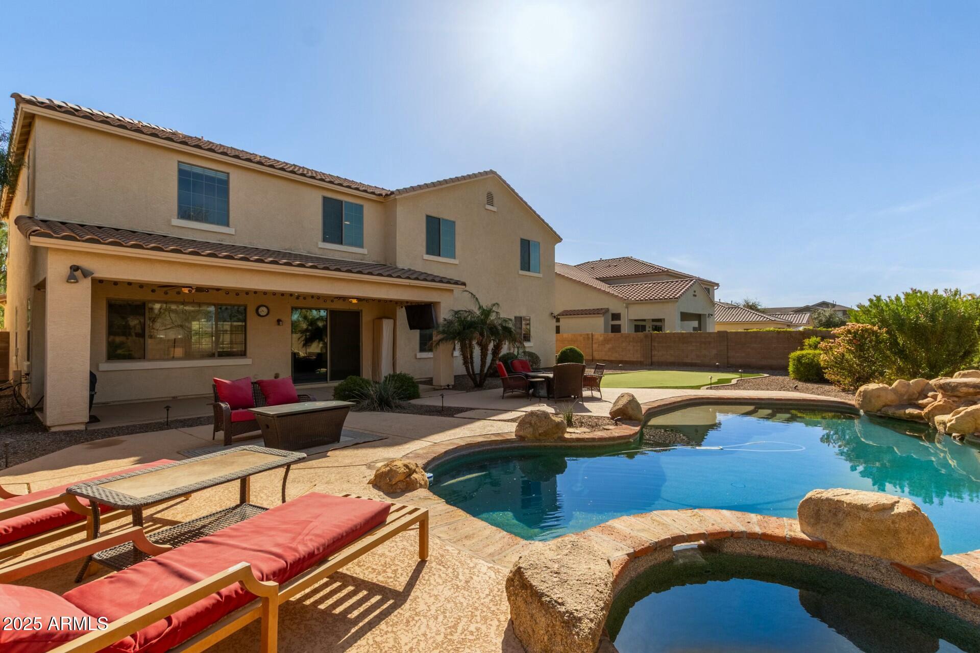 2830 E JANELLE Way