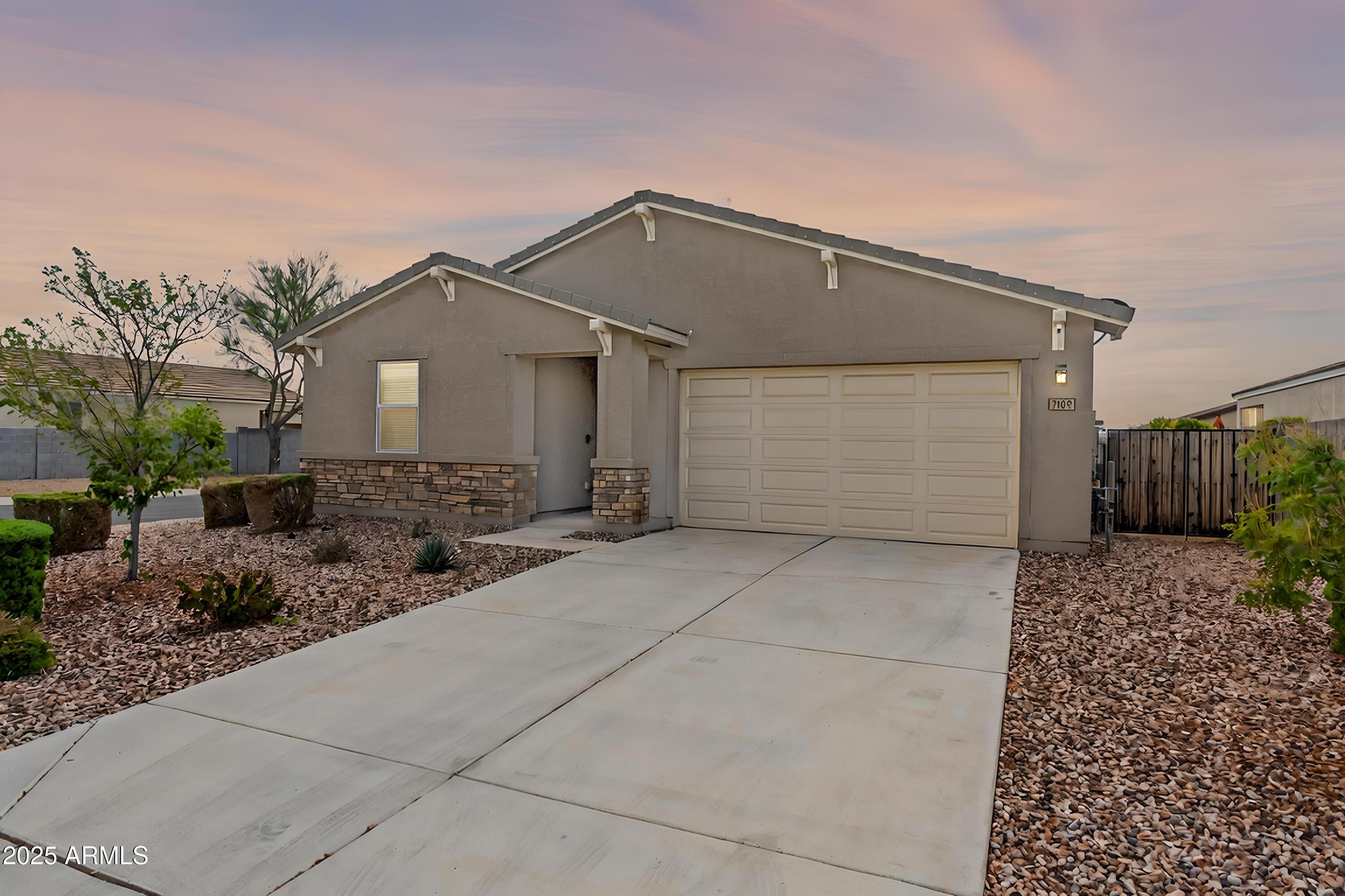 7109 E GAMEBIRD Way