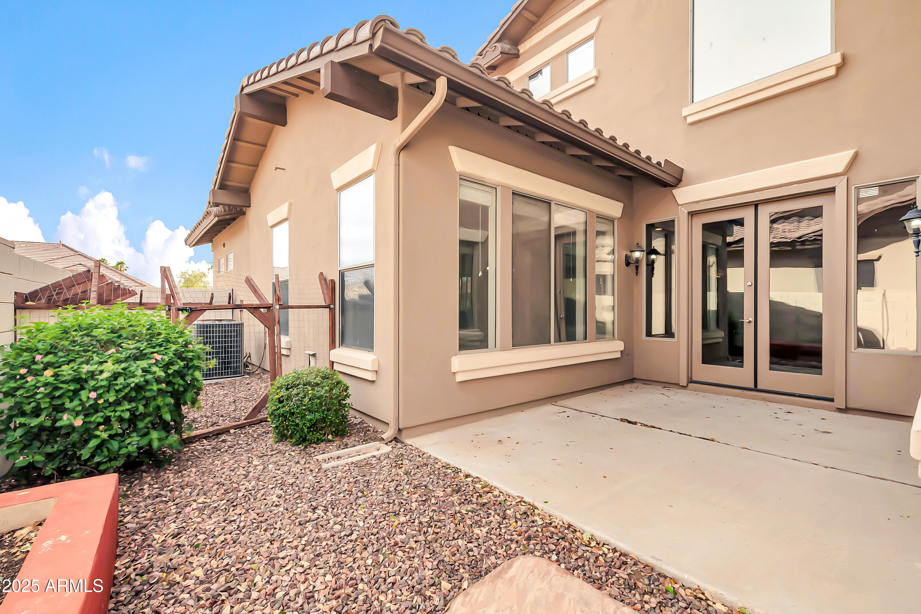 18544 E CALEDONIA Drive