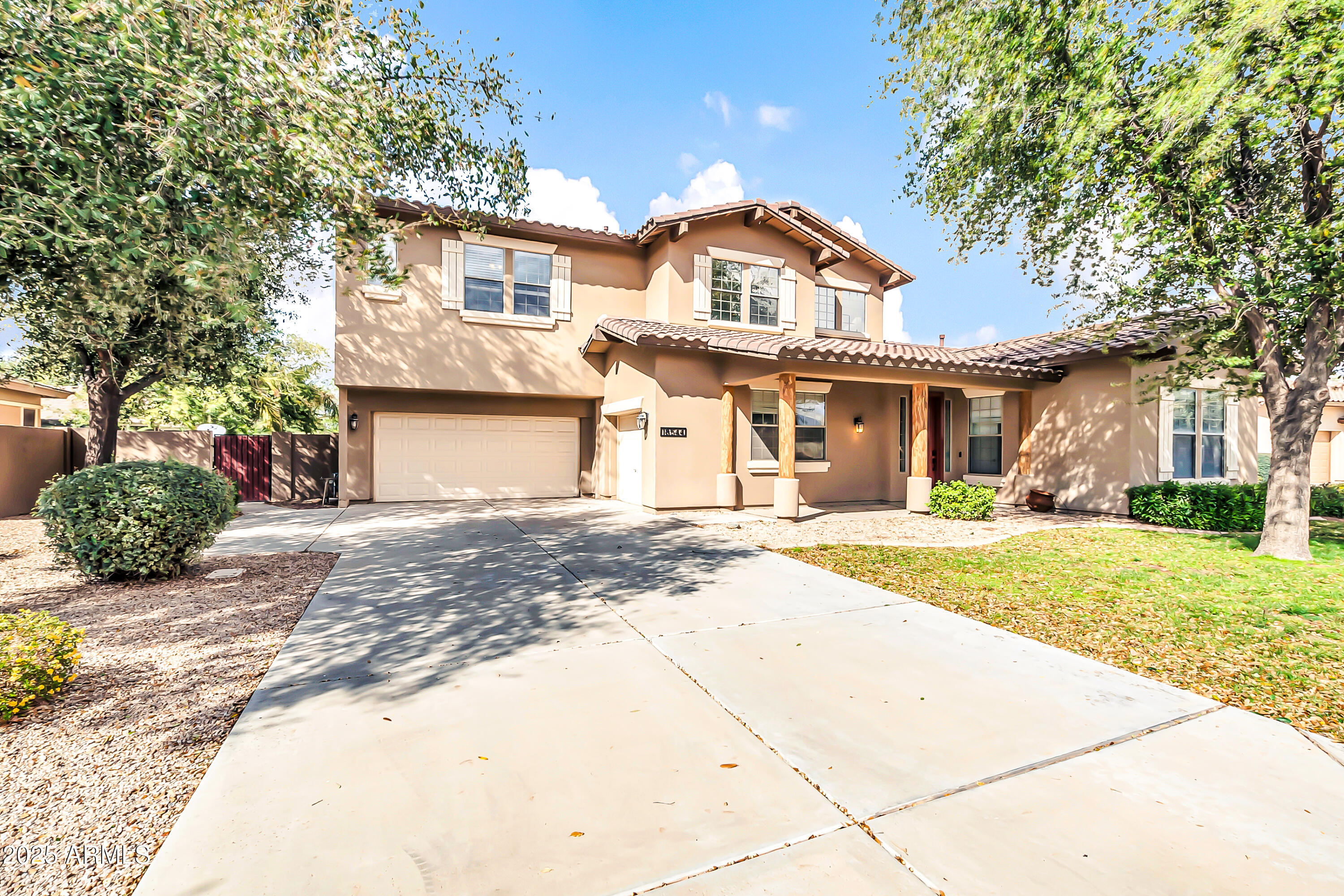 18544 E CALEDONIA Drive