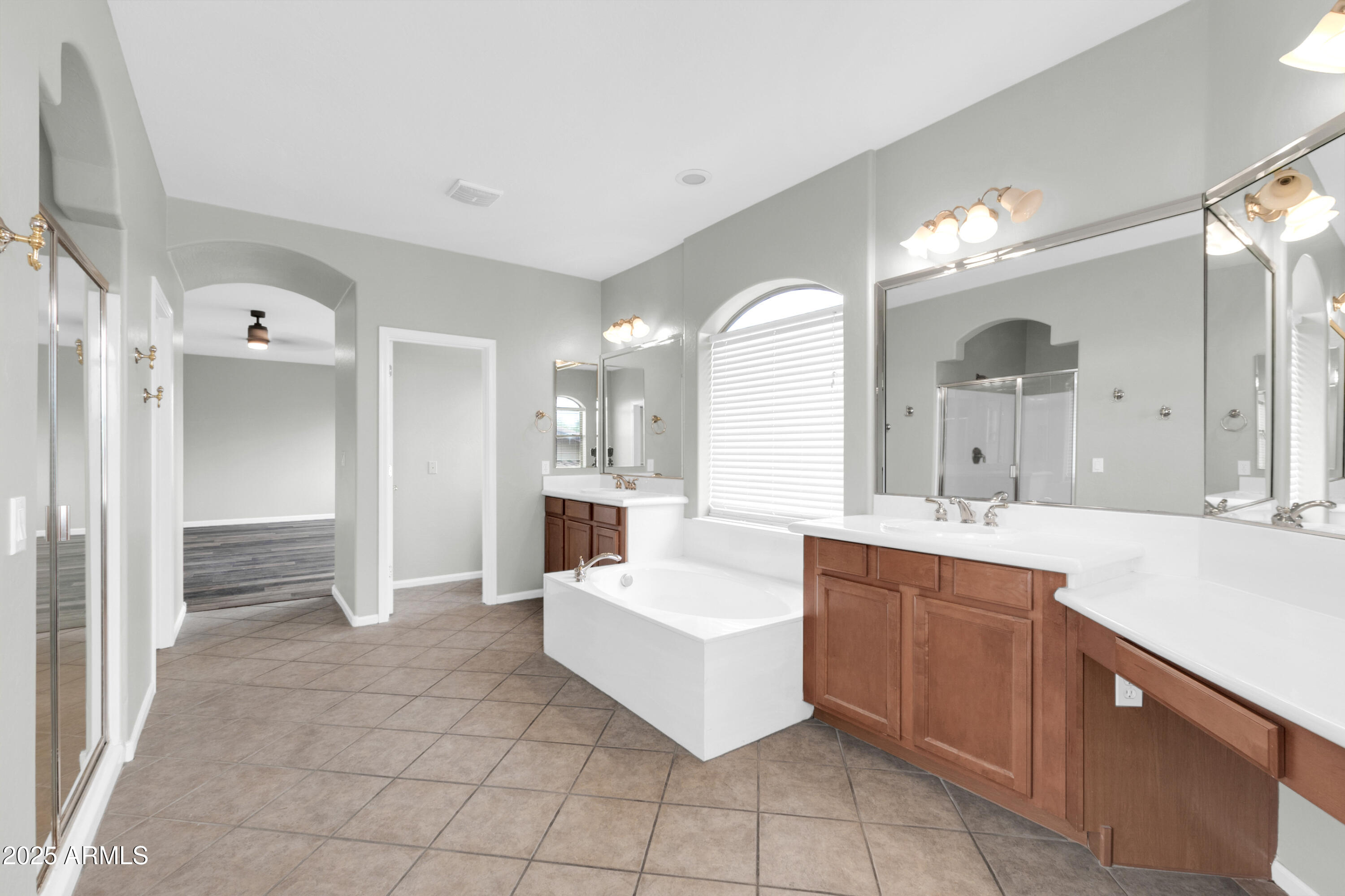 18544 E CALEDONIA Drive