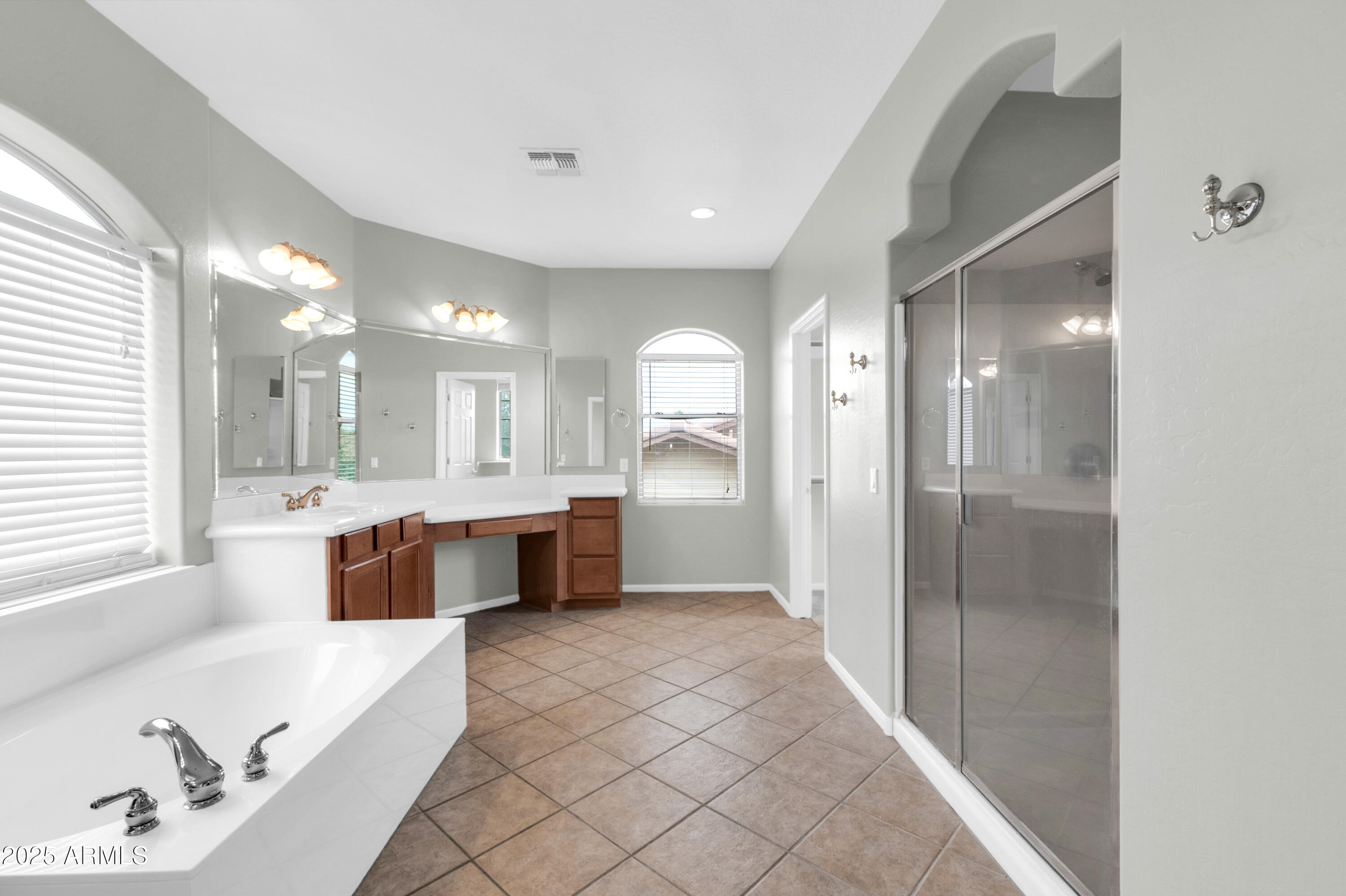 18544 E CALEDONIA Drive