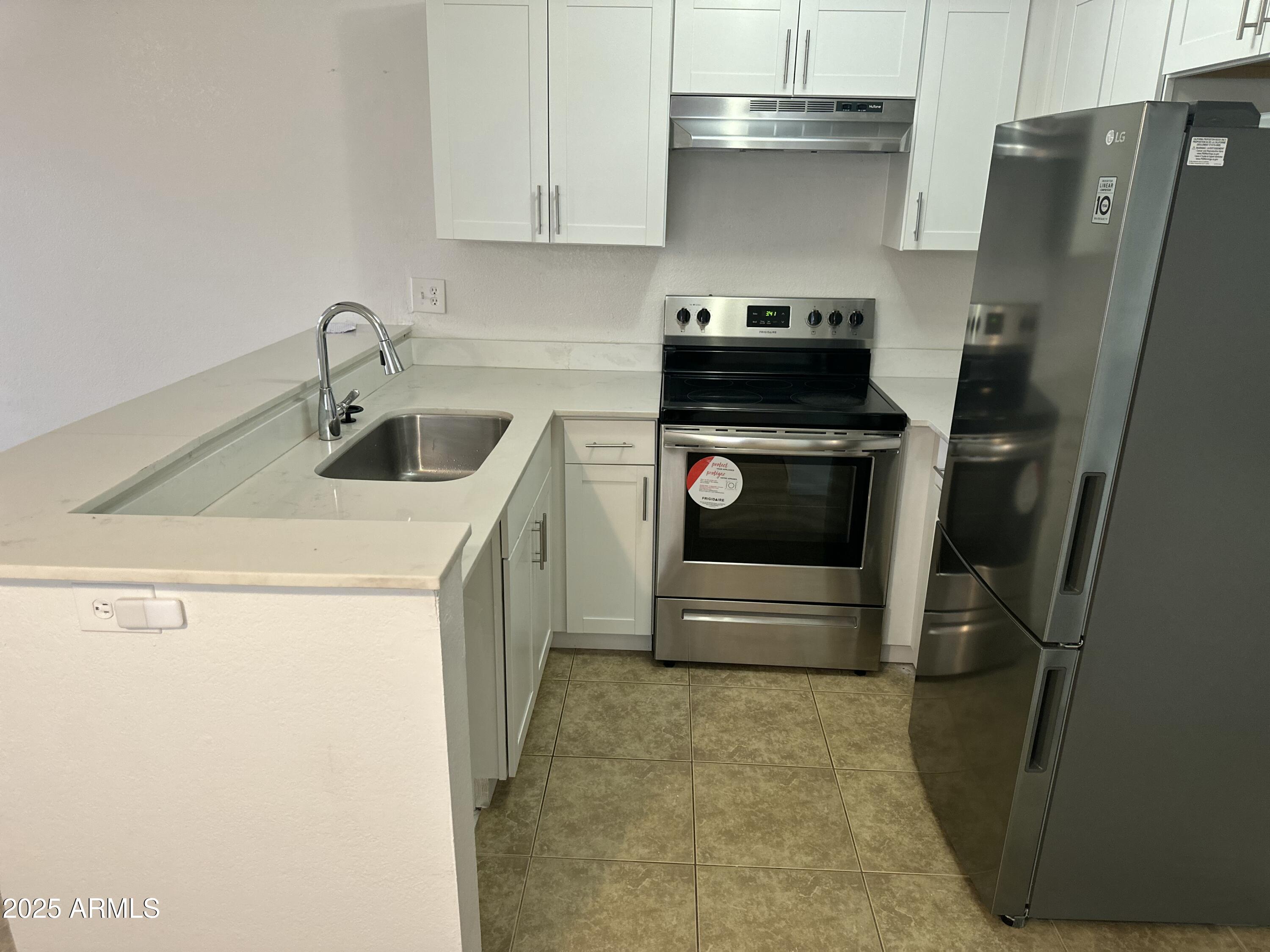 510 N Alma School Road, 259