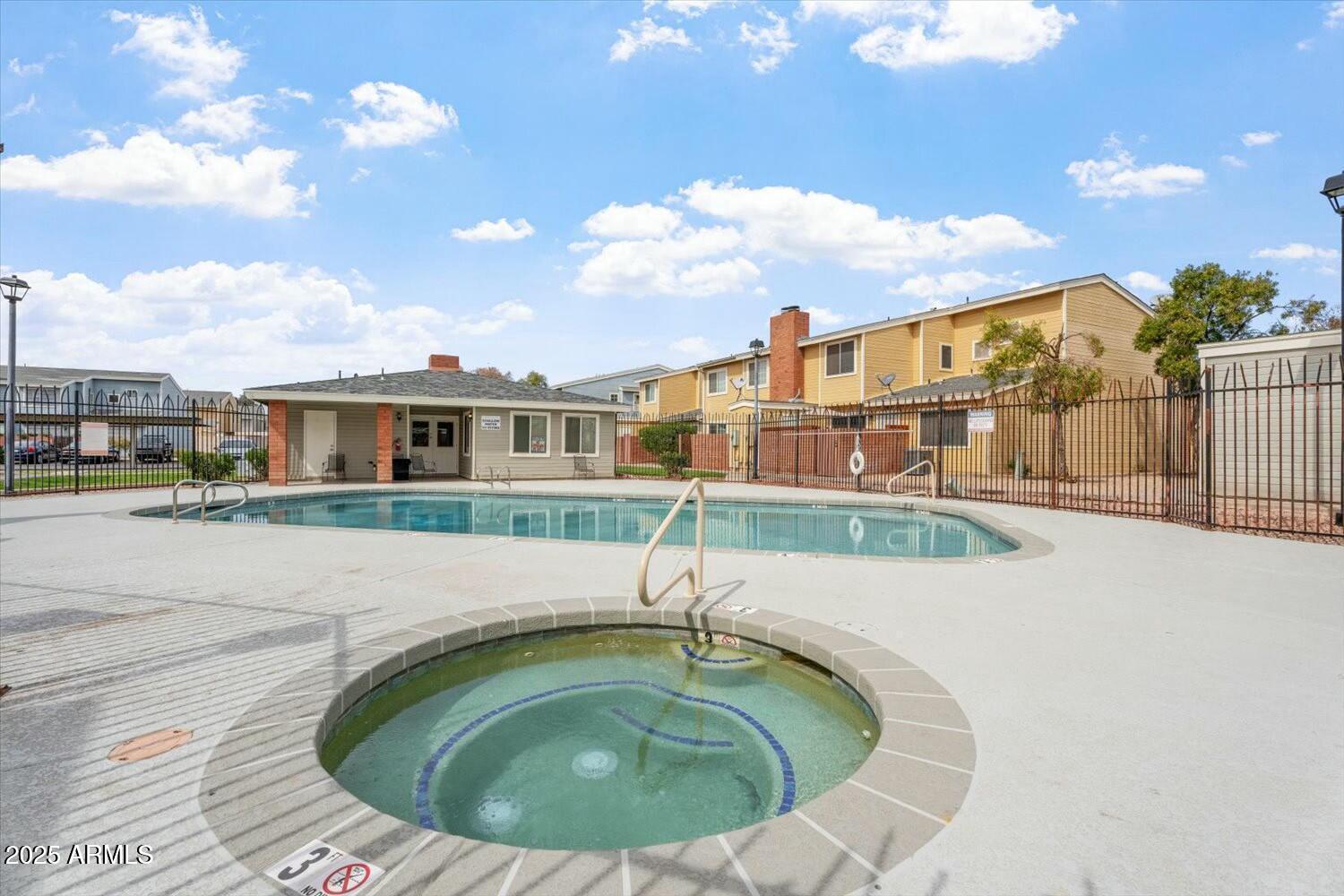 510 N Alma School Road, 259
