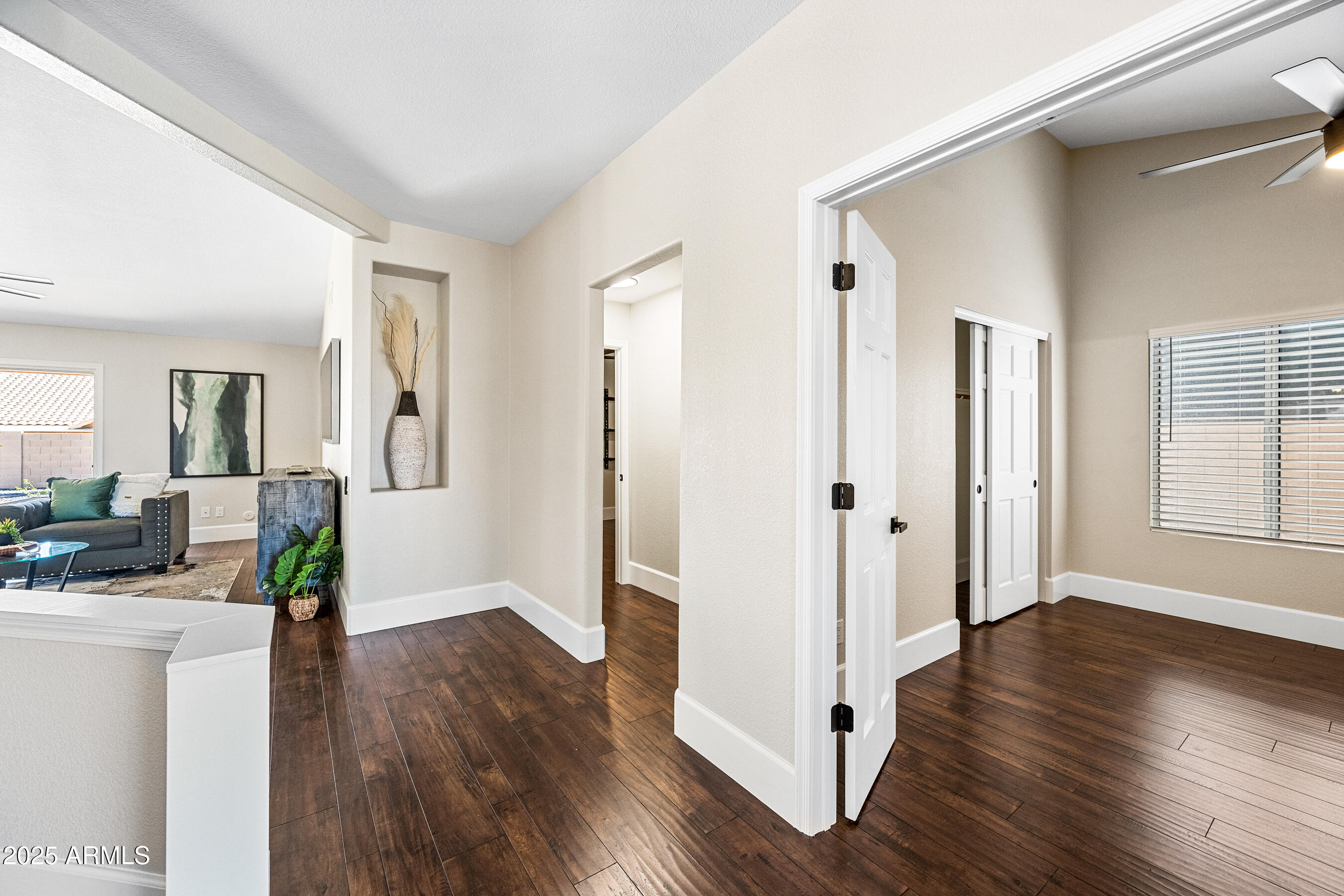 4027 E GOLDFINCH GATE Lane