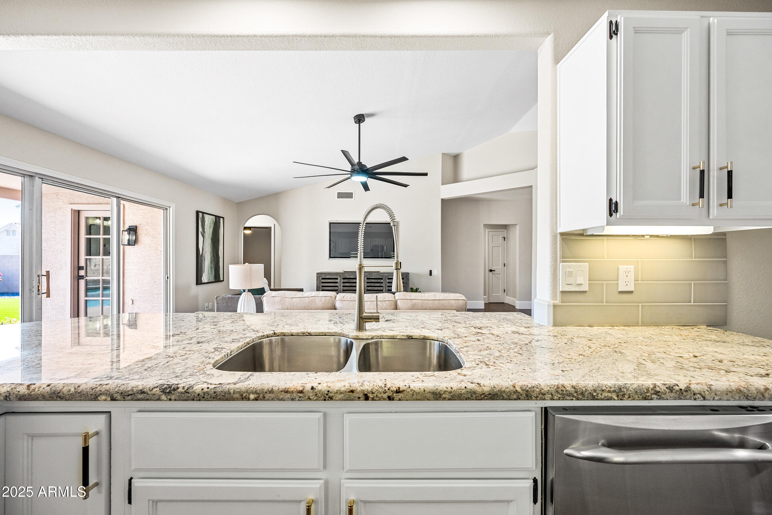 4027 E GOLDFINCH GATE Lane