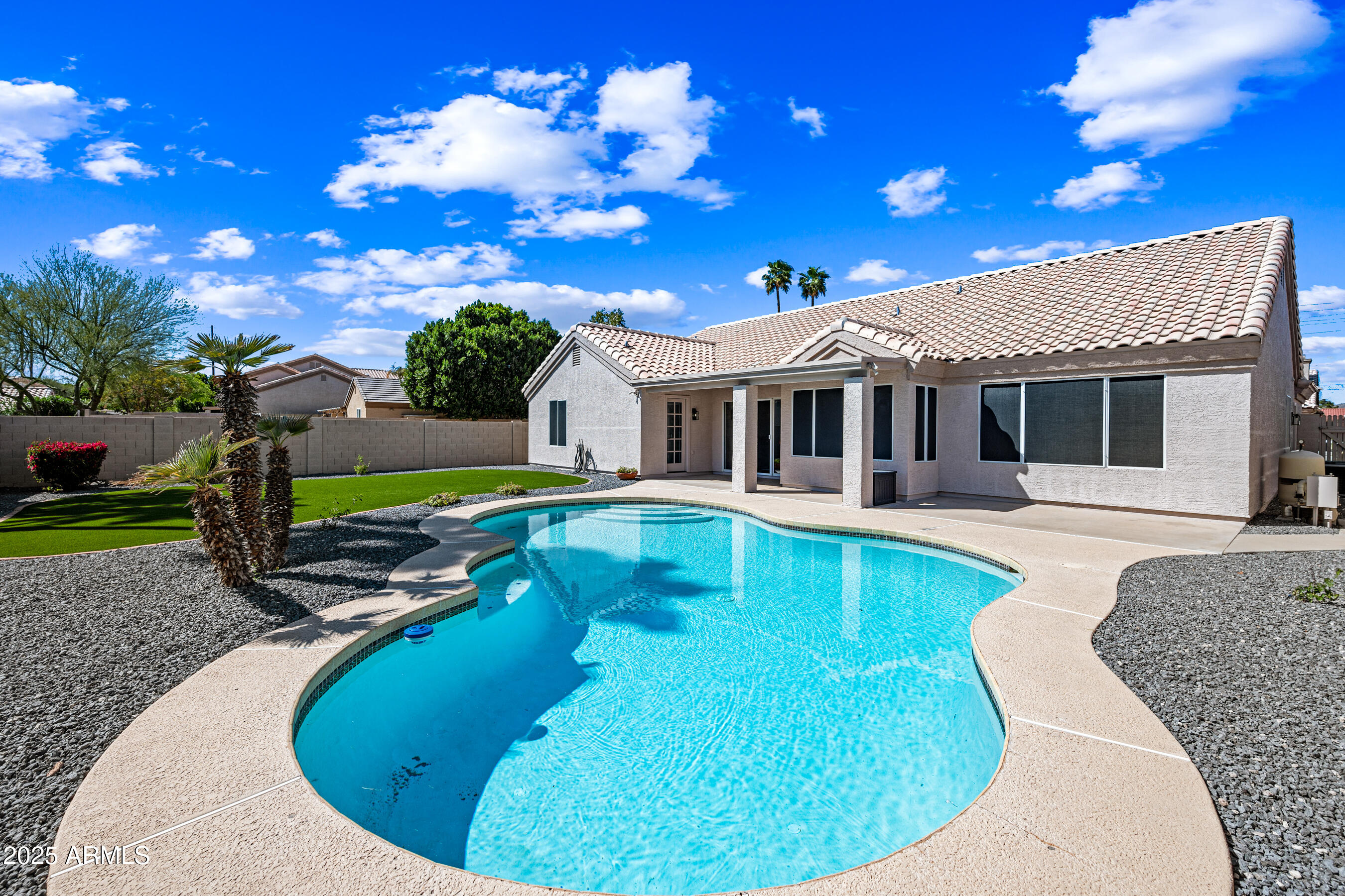 4027 E GOLDFINCH GATE Lane