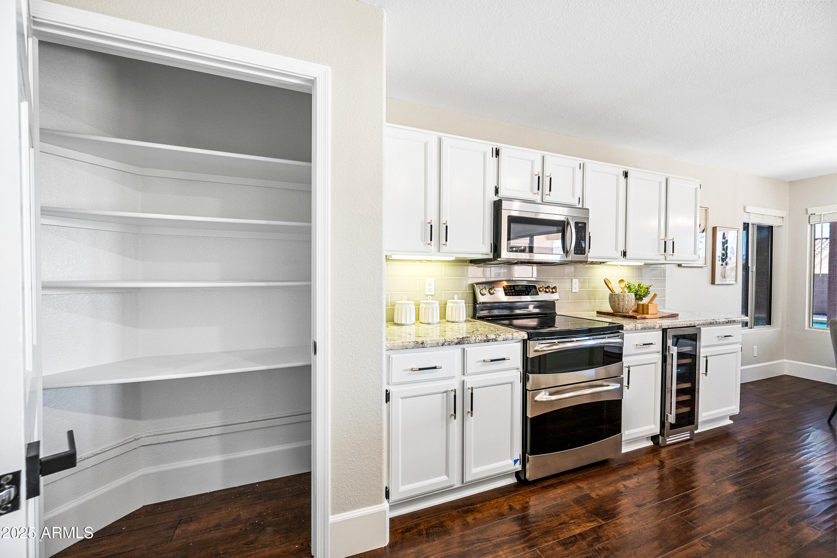 4027 E GOLDFINCH GATE Lane