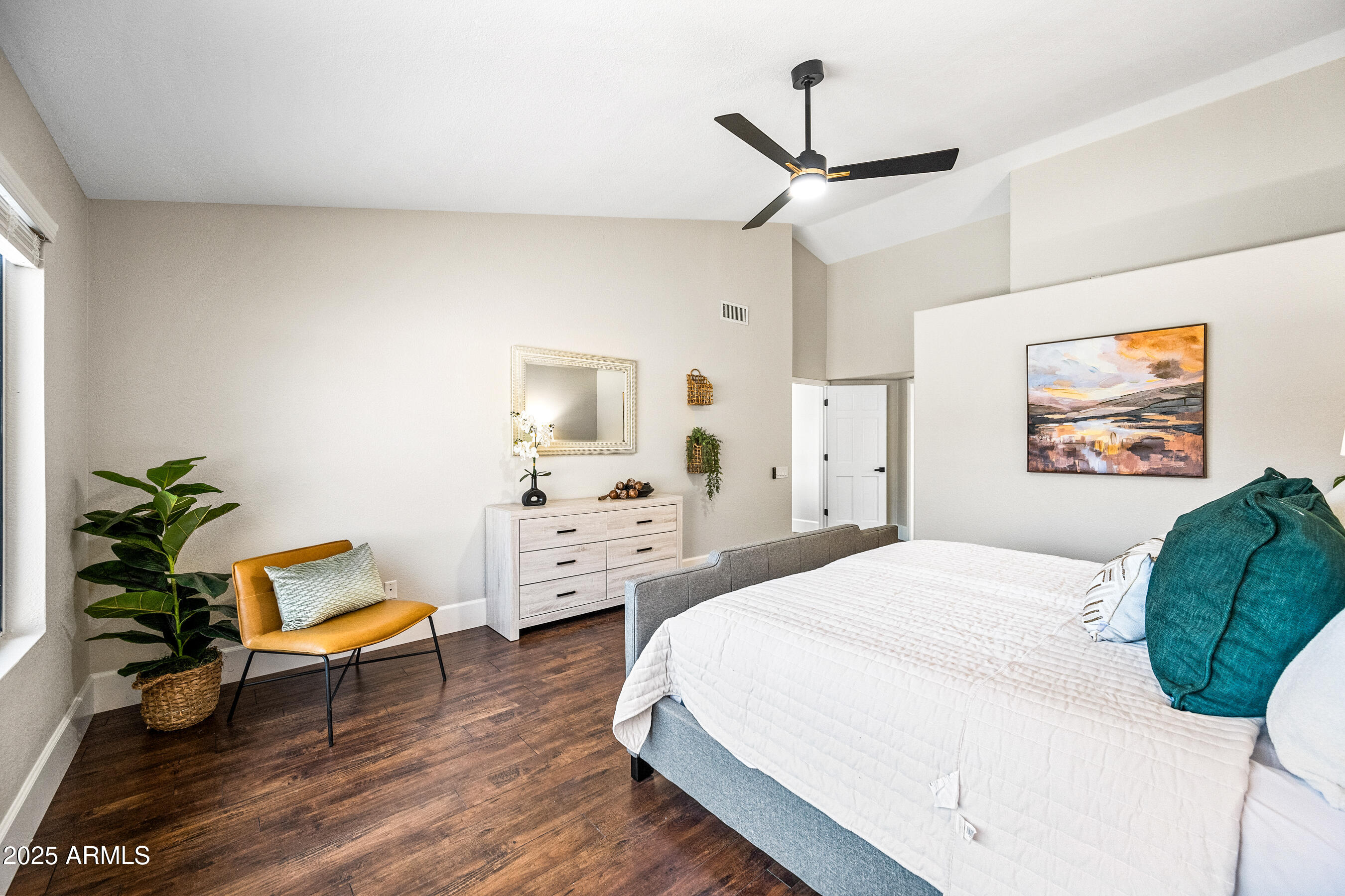 4027 E GOLDFINCH GATE Lane