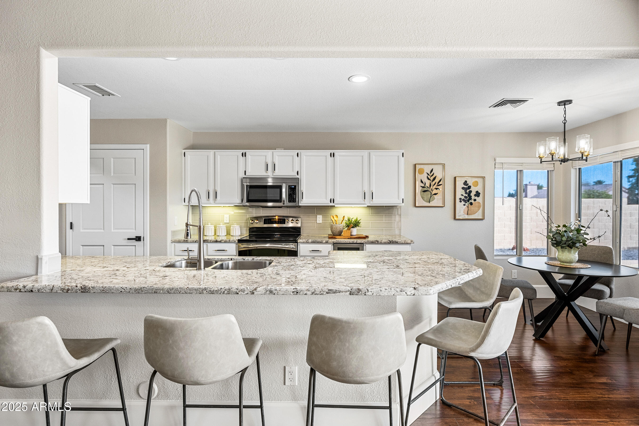 4027 E GOLDFINCH GATE Lane
