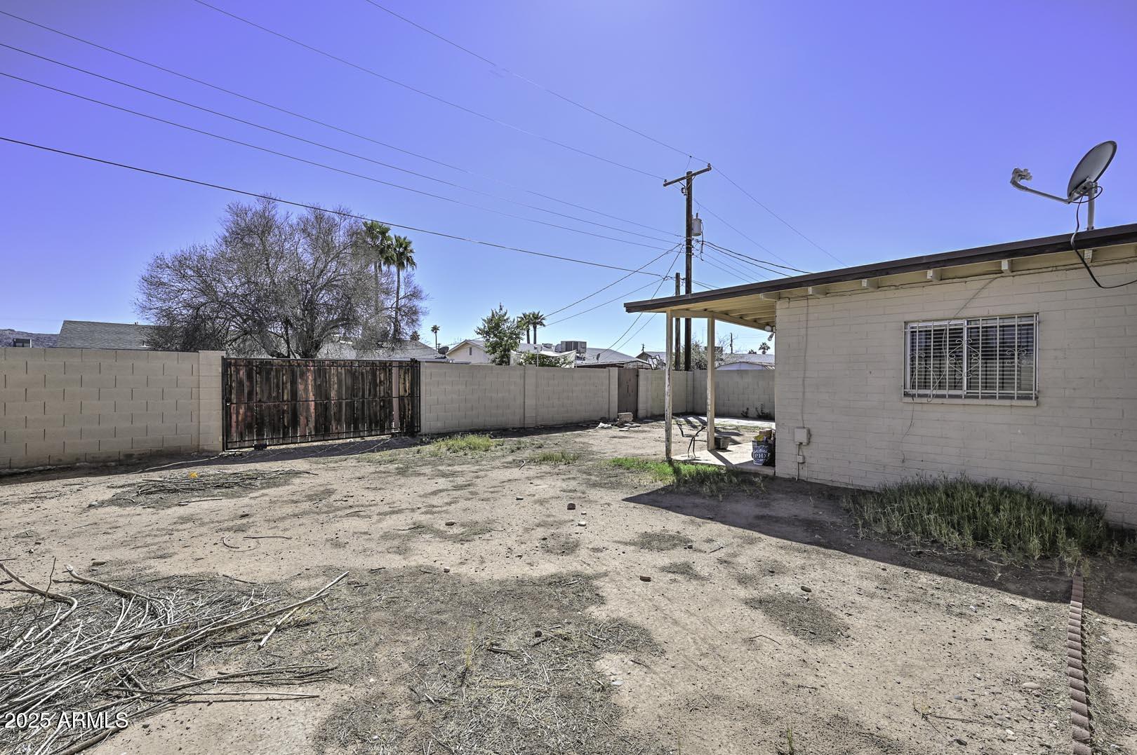 2307 E CHIPMAN Road