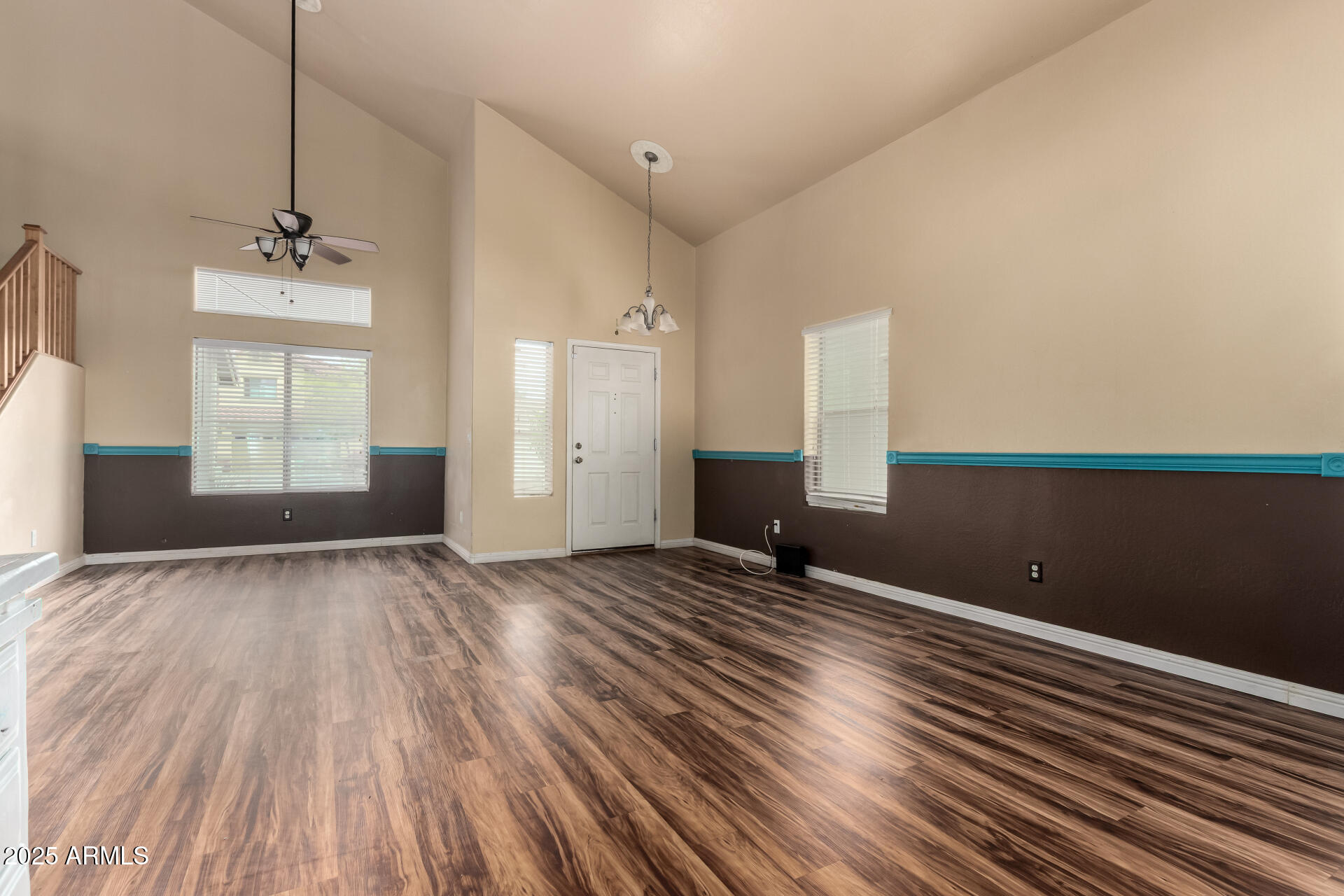 25533 W WINSLOW Avenue