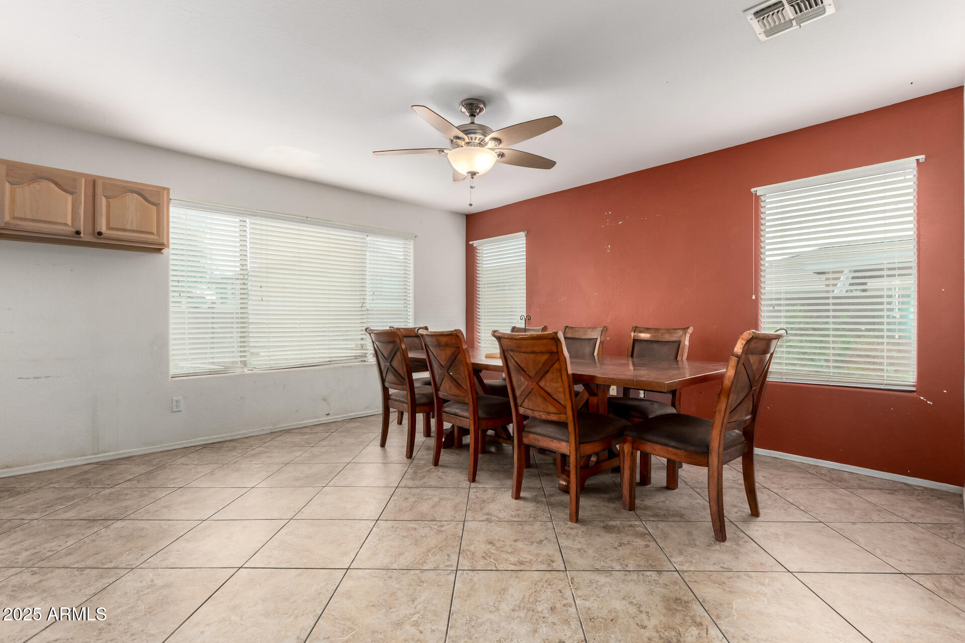 25533 W WINSLOW Avenue