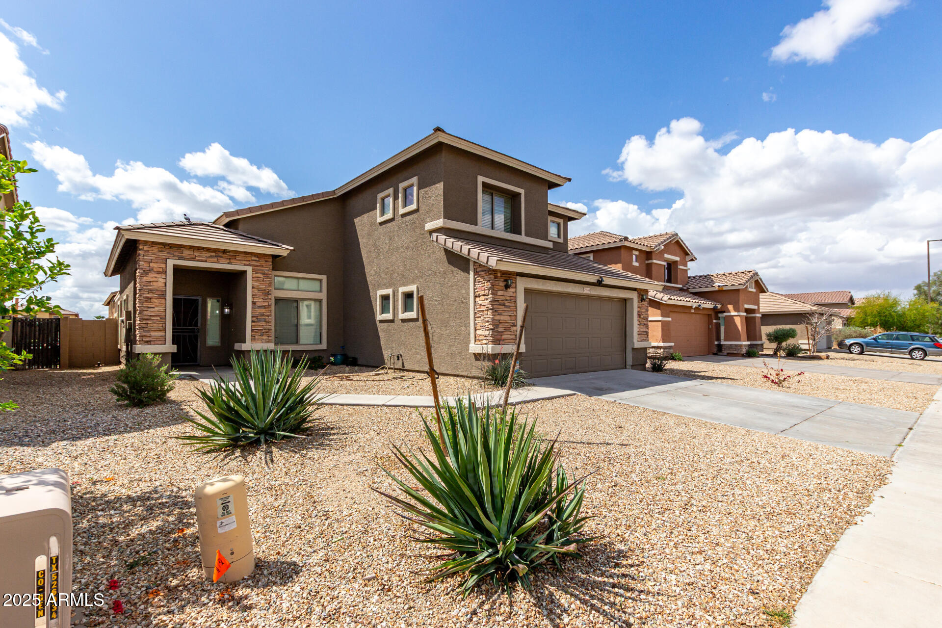 25533 W WINSLOW Avenue