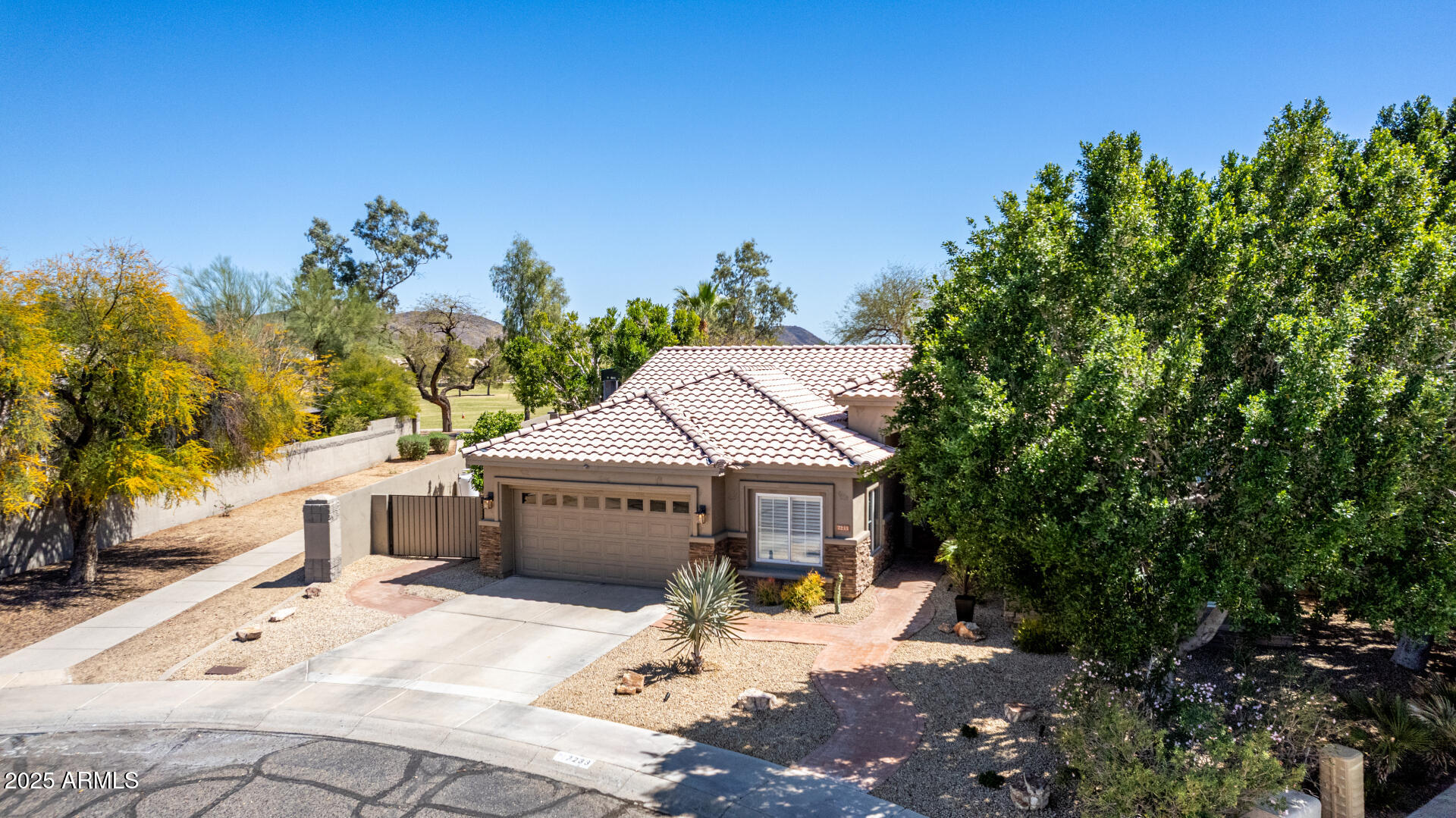 7233 W VIA MONTOYA Drive