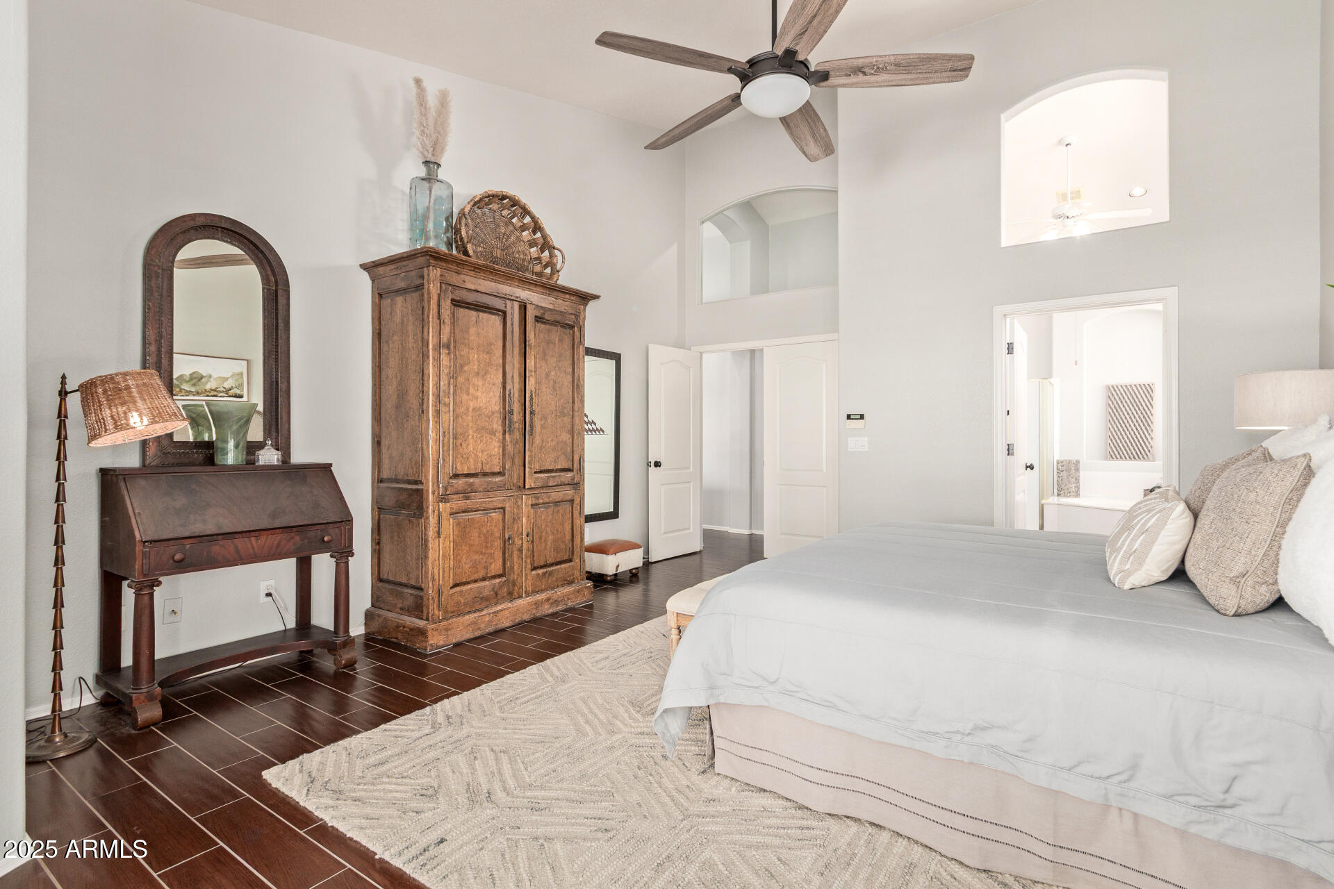 7233 W VIA MONTOYA Drive