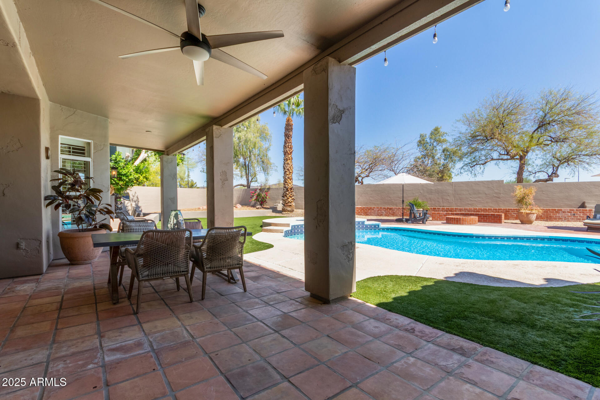 7233 W VIA MONTOYA Drive