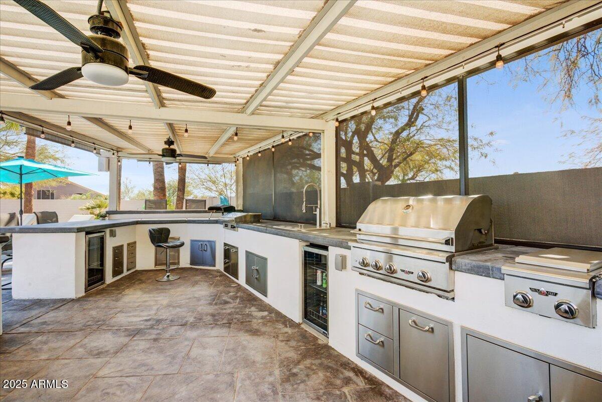 721 W MOUNTAIN SKY Avenue