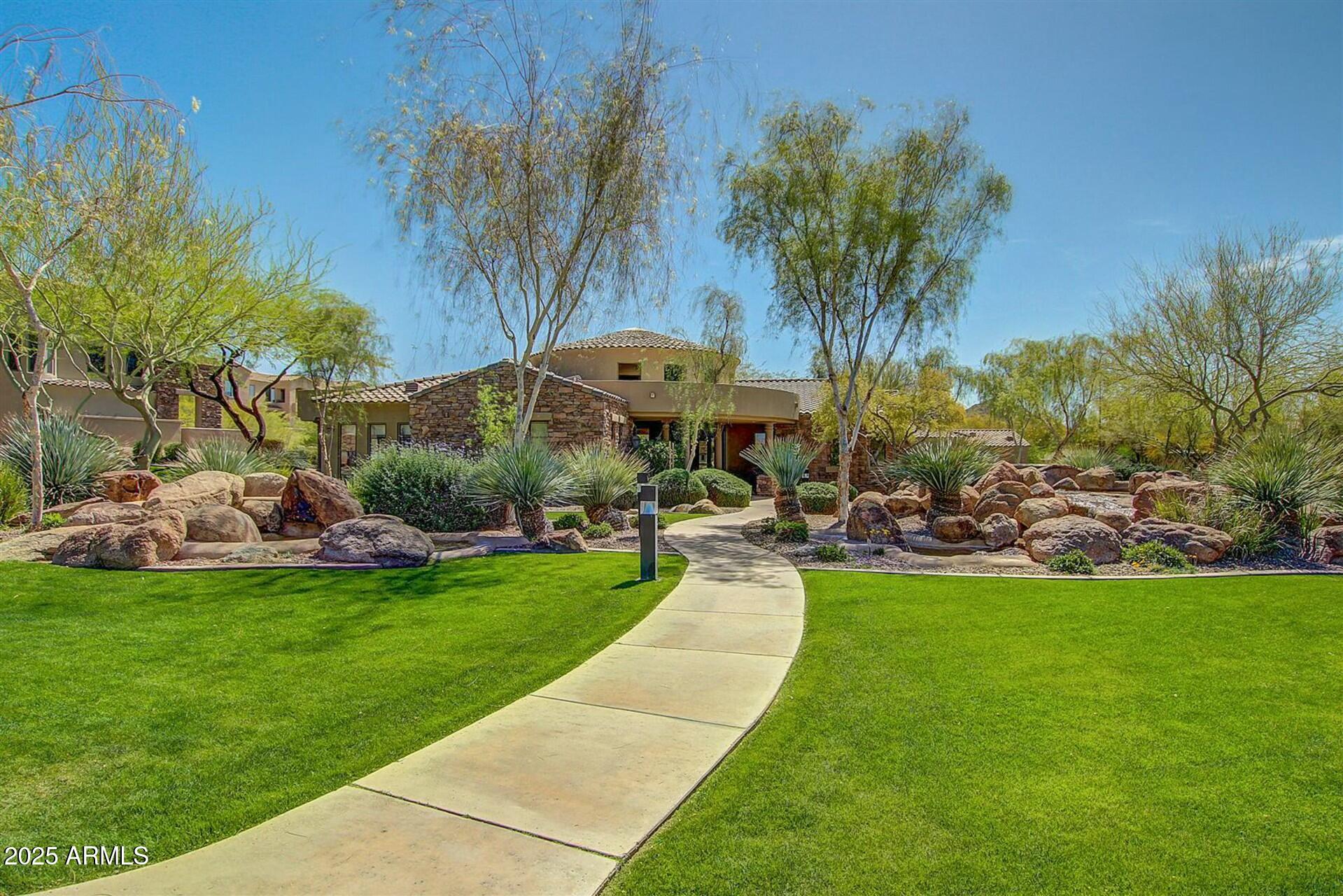 7445 E EAGLE CREST Drive, 1122