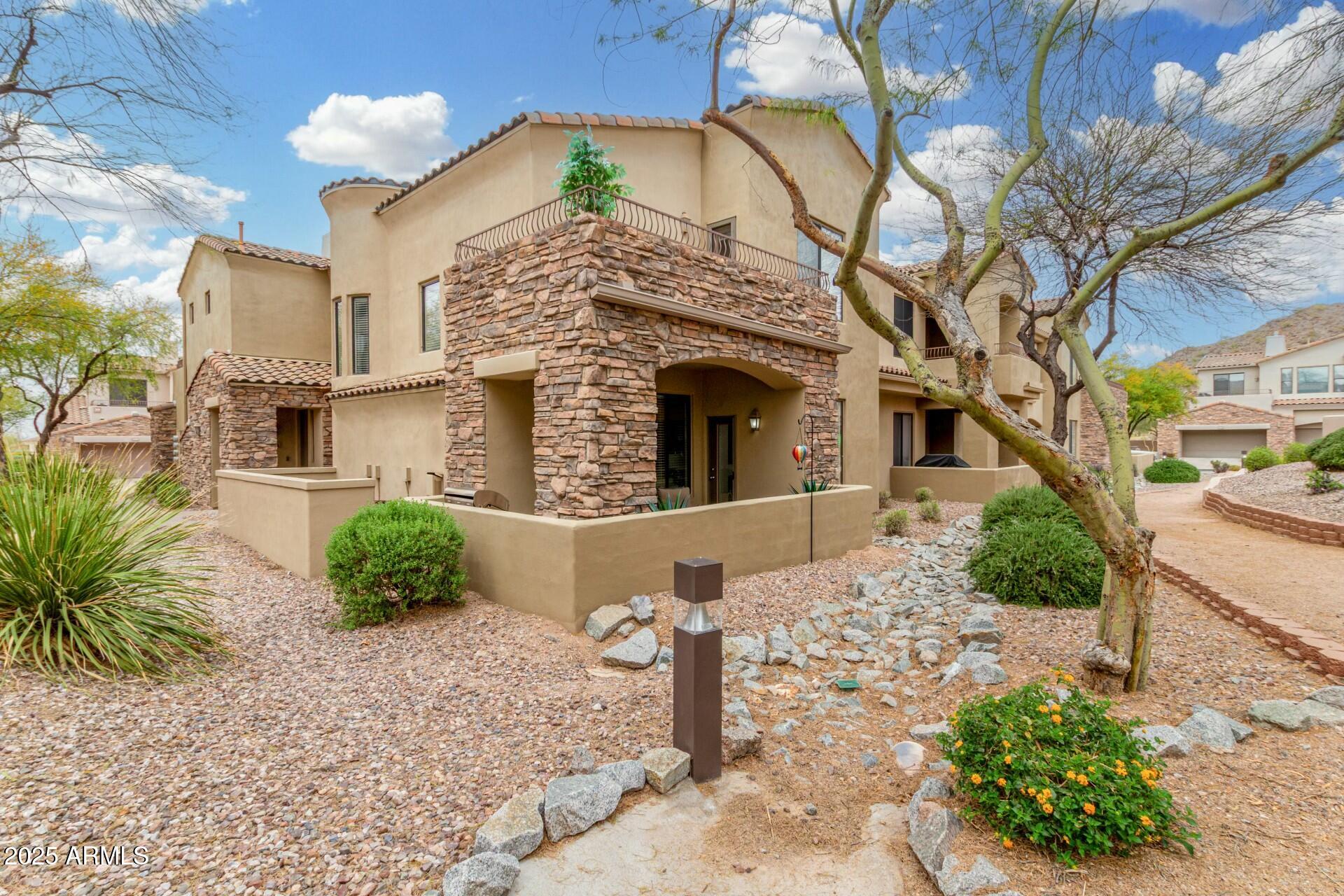 7445 E EAGLE CREST Drive, 1122