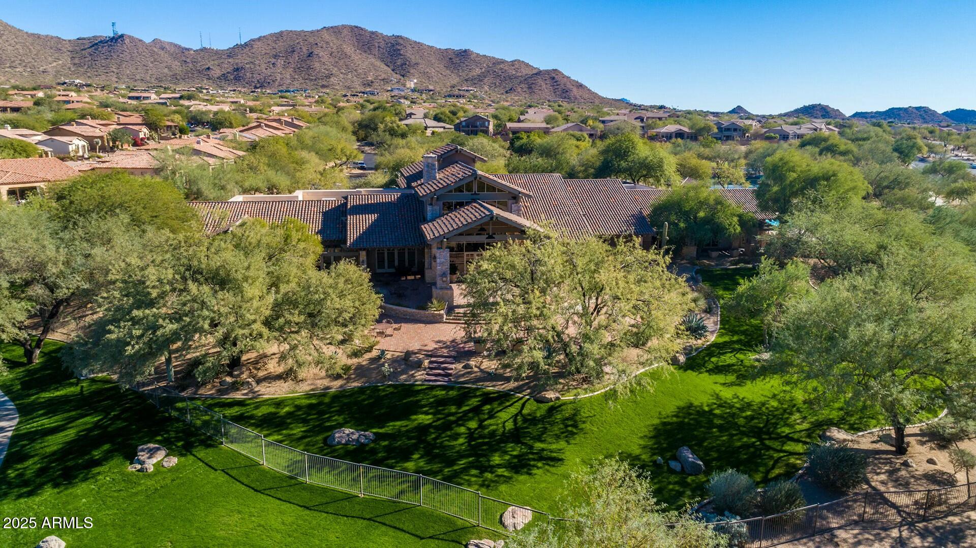 7445 E EAGLE CREST Drive, 1122