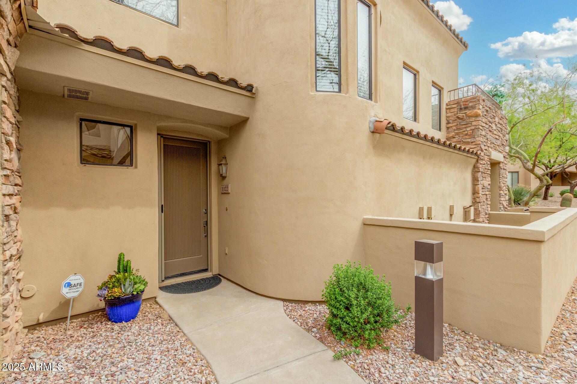 7445 E EAGLE CREST Drive, 1122