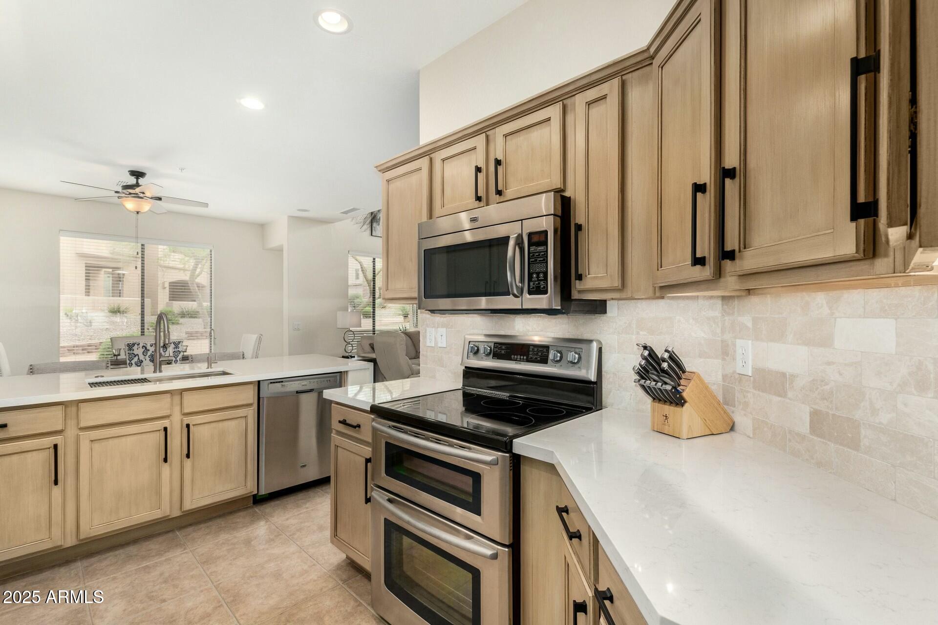 7445 E EAGLE CREST Drive, 1122
