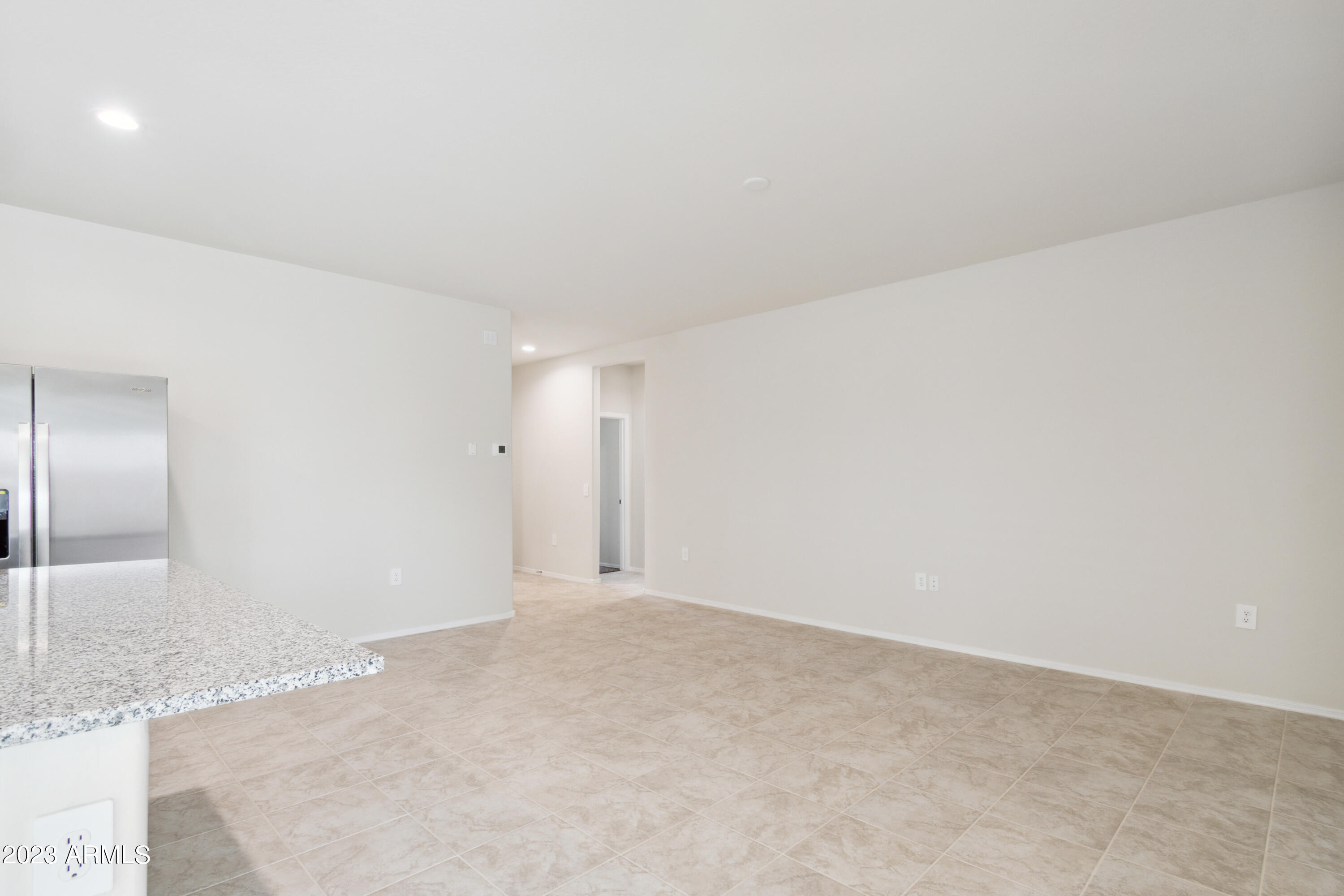 1854 W Sombra Avenue