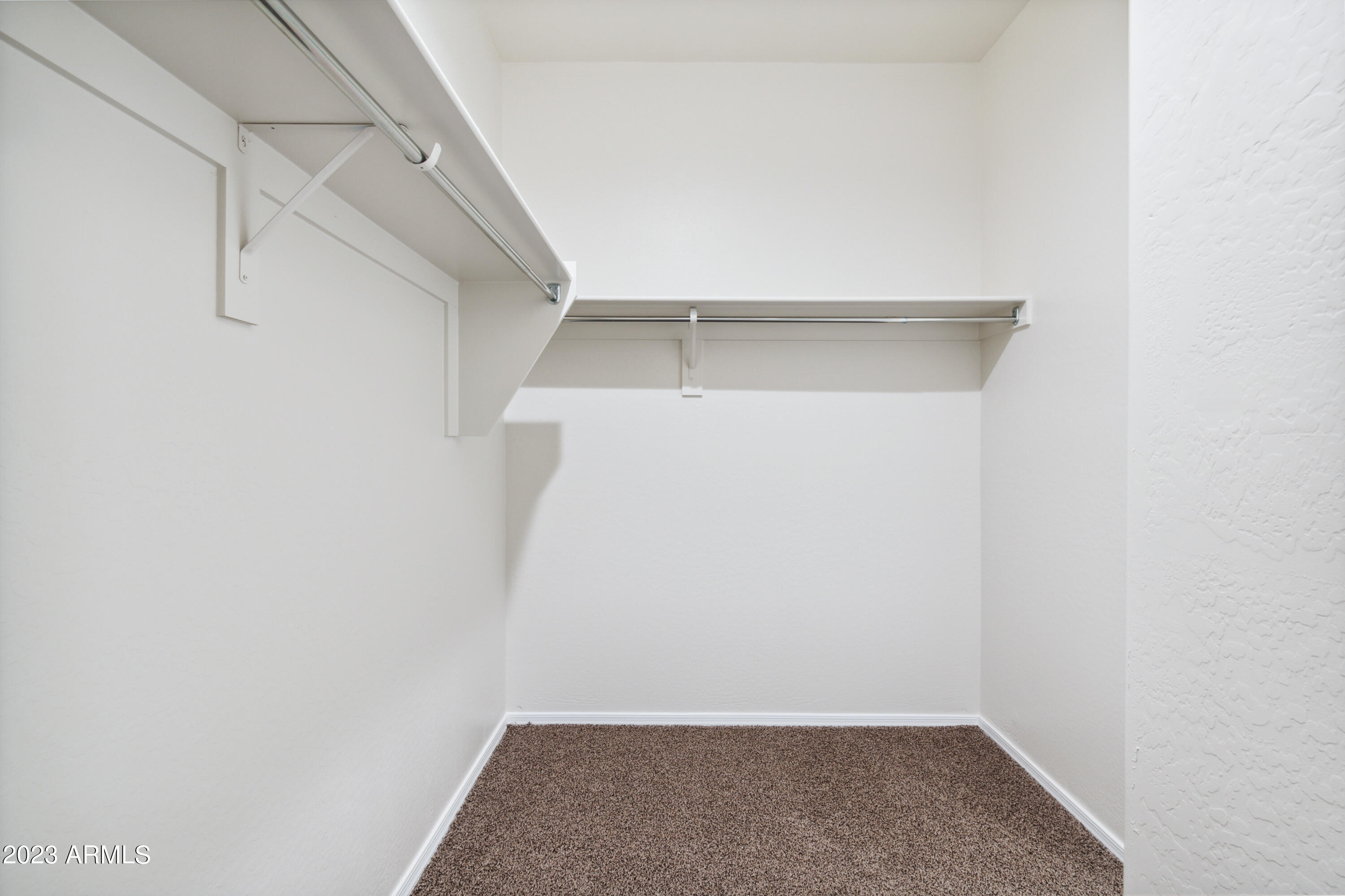 1854 W Sombra Avenue