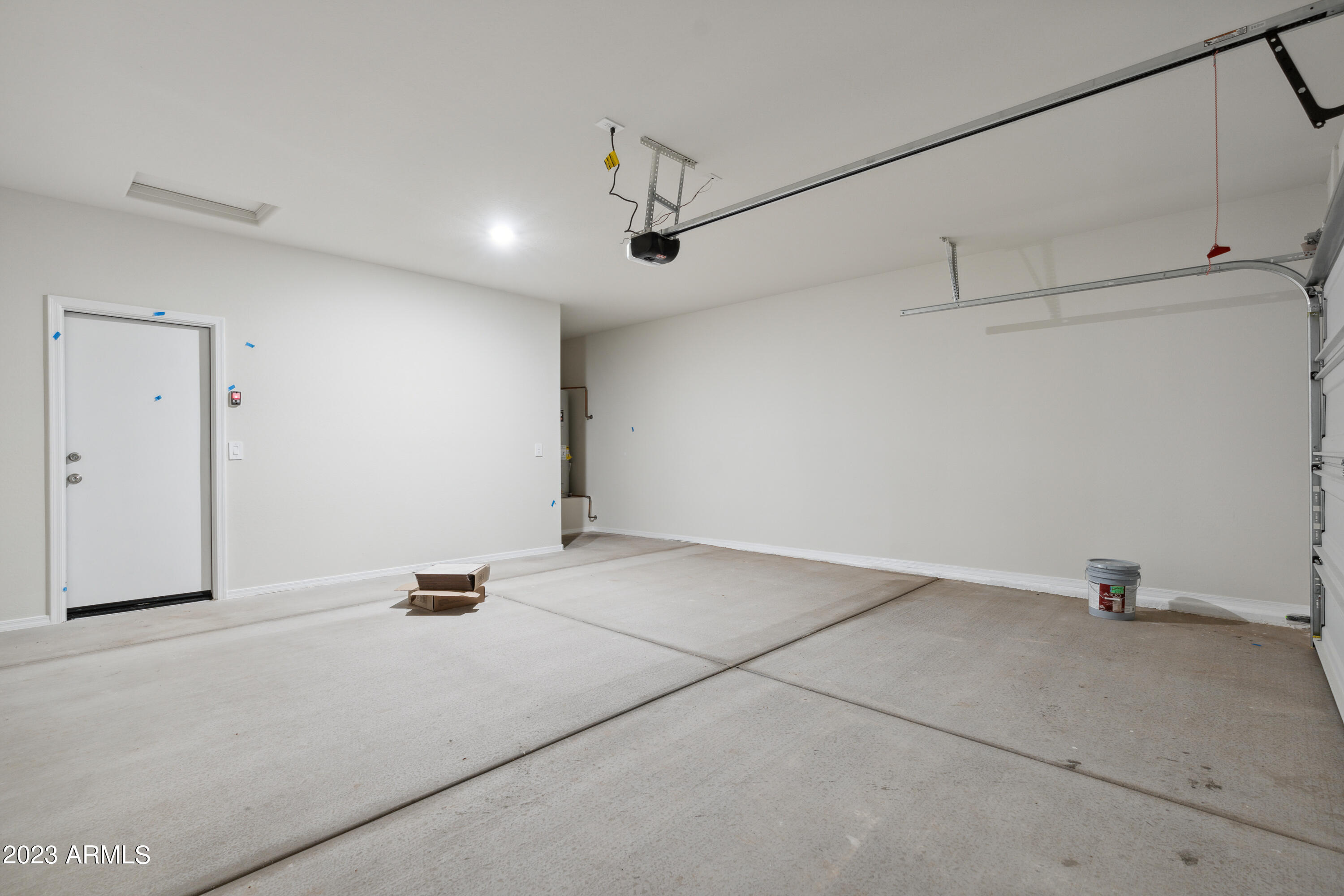 1854 W Sombra Avenue