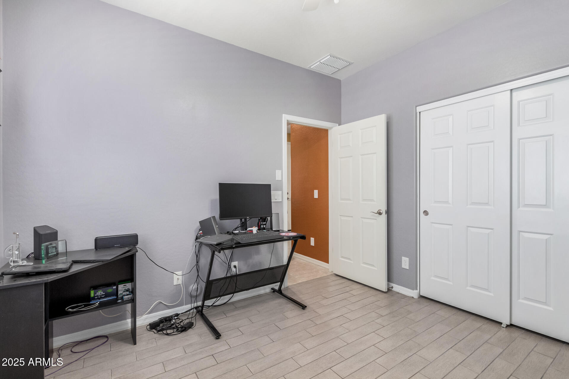15573 W LAUREL Lane