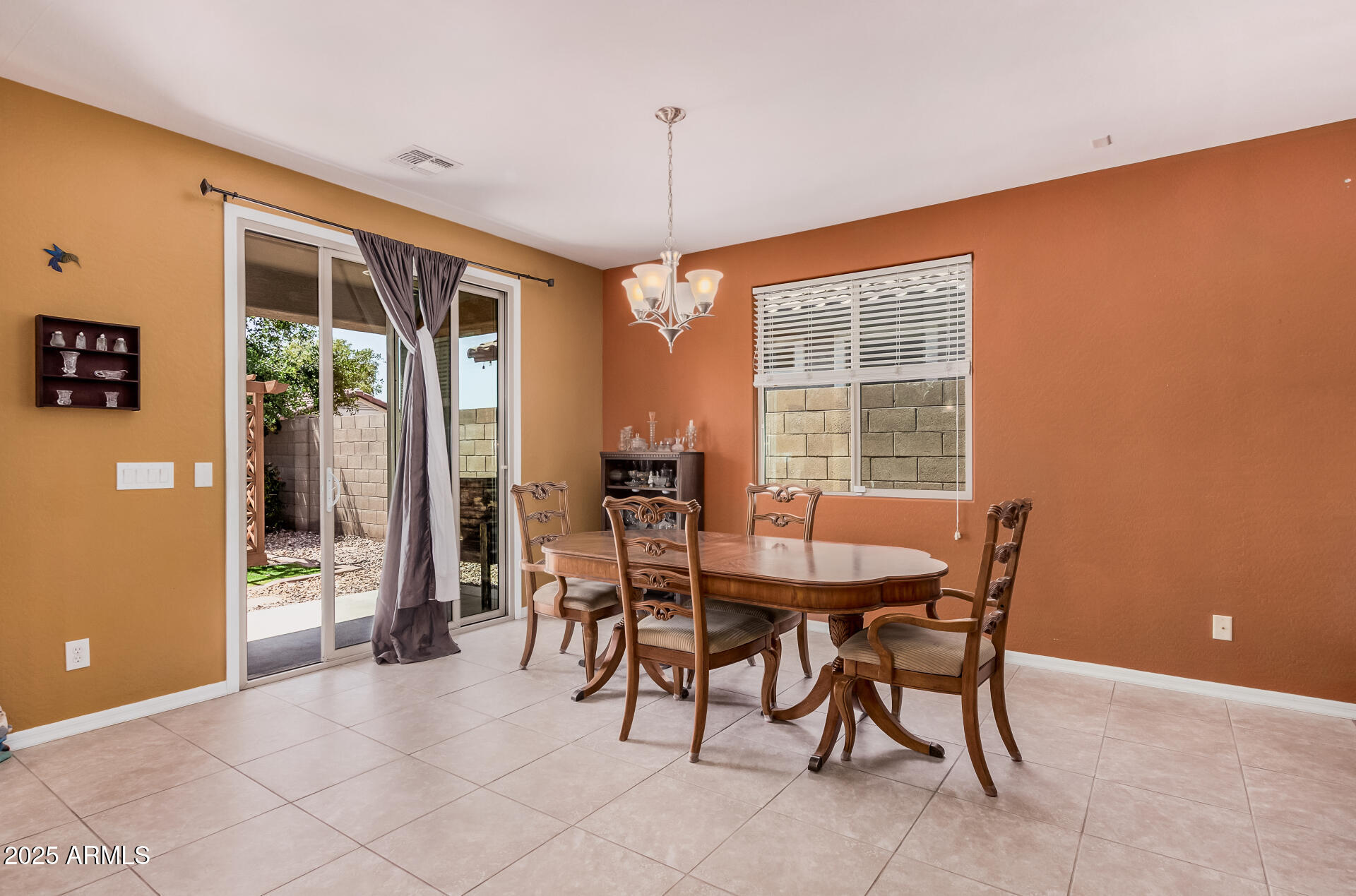 15573 W LAUREL Lane