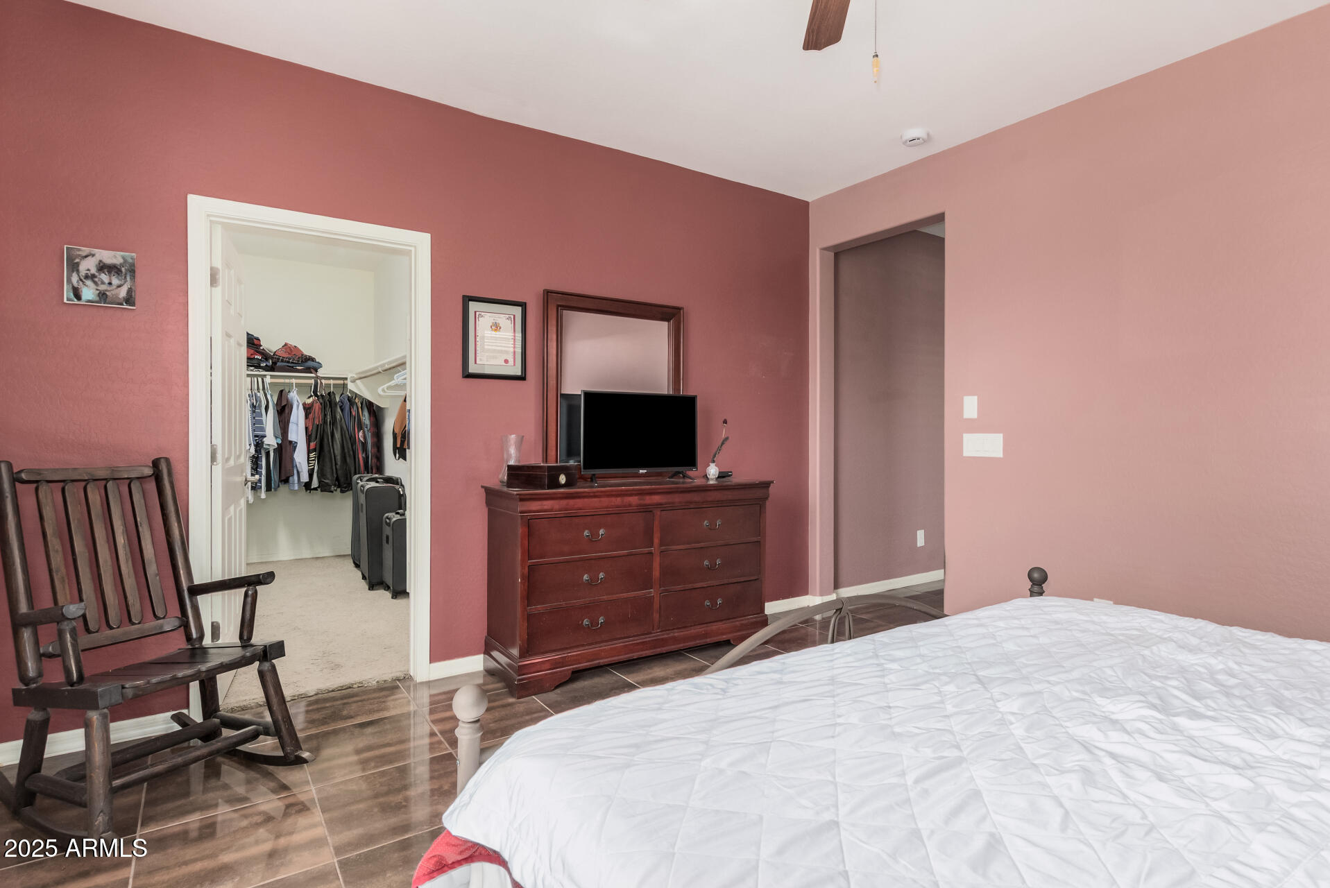 15573 W LAUREL Lane