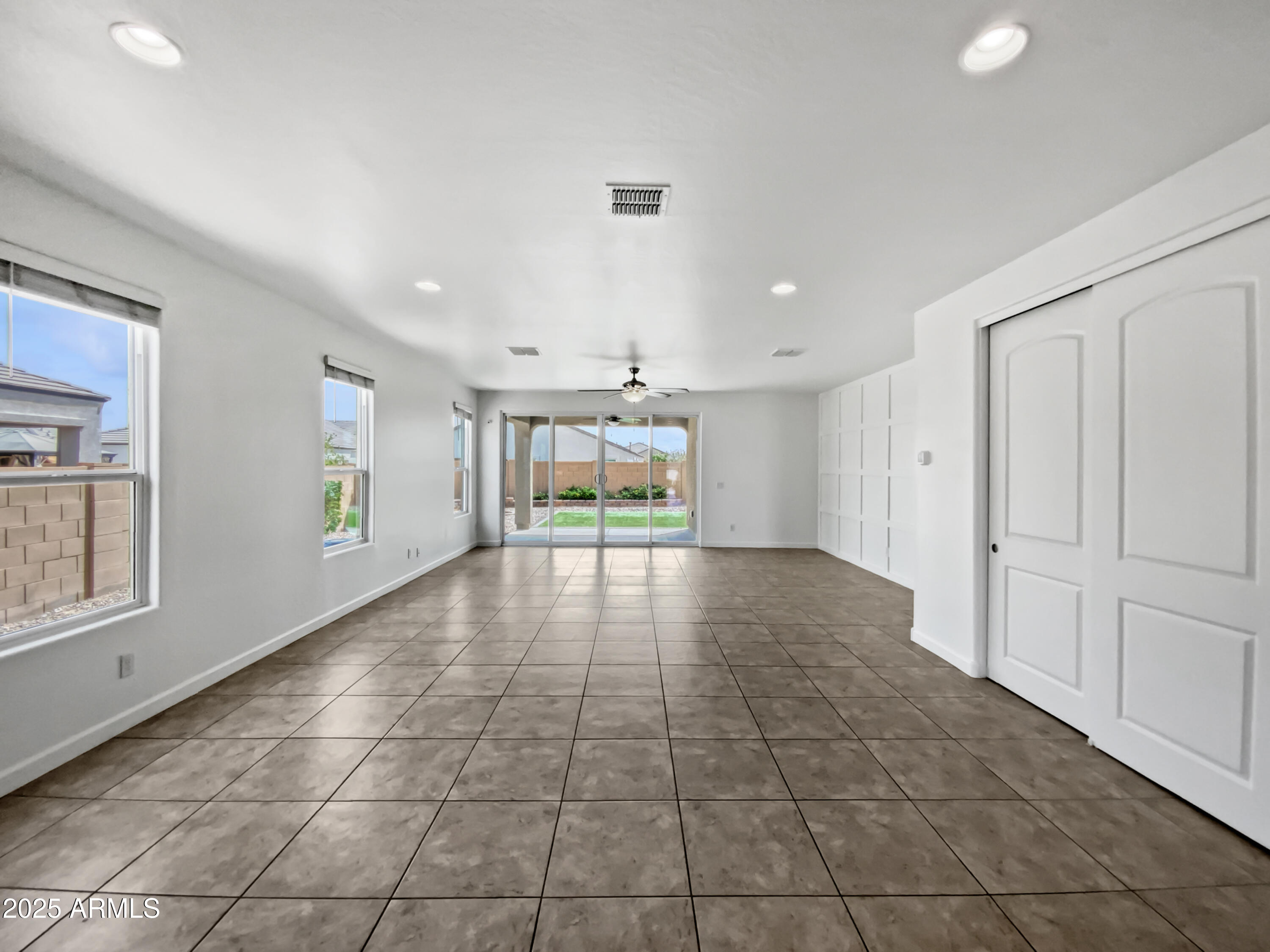 8481 W RUSHMORE Way