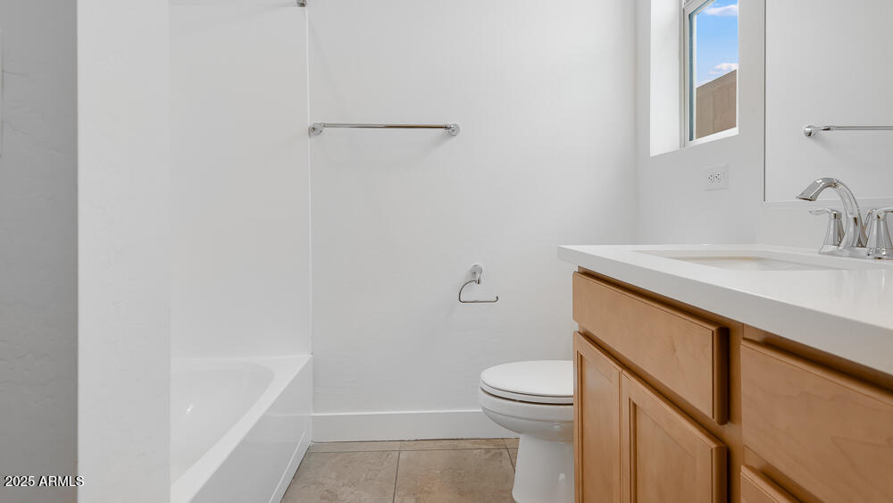 17841 W Windsor Boulevard