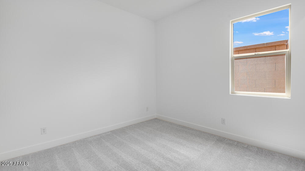 17841 W Windsor Boulevard