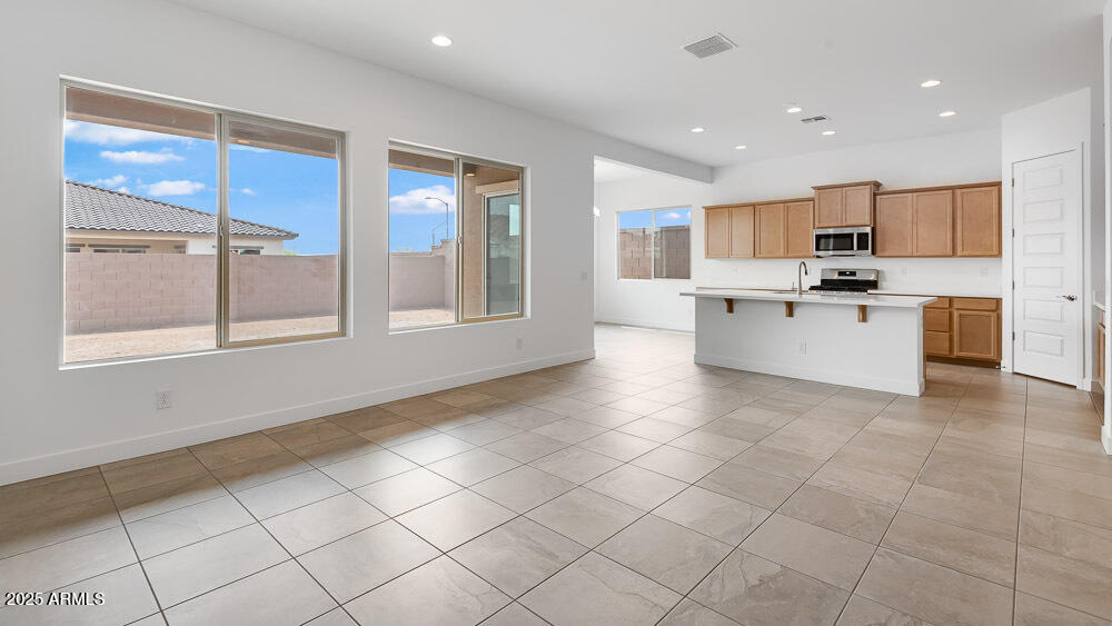 17841 W Windsor Boulevard