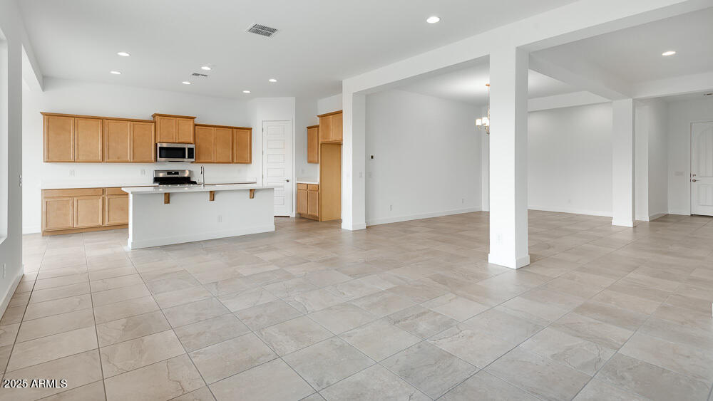 17841 W Windsor Boulevard