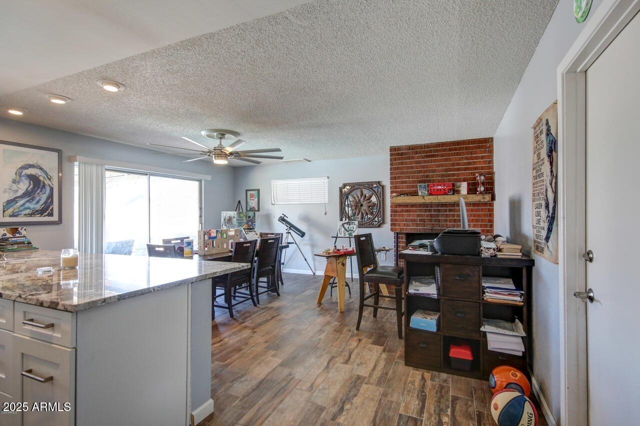 22 E DEL RIO Drive