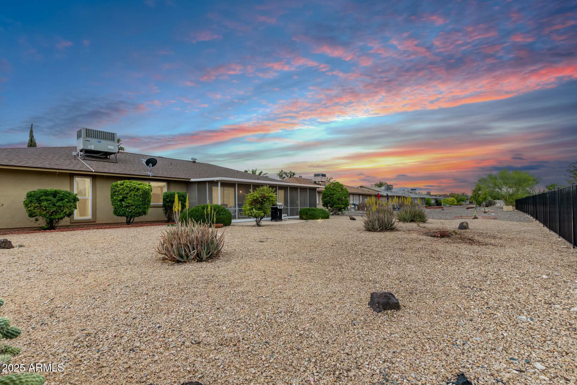 9530 W COUNTRY CLUB Drive