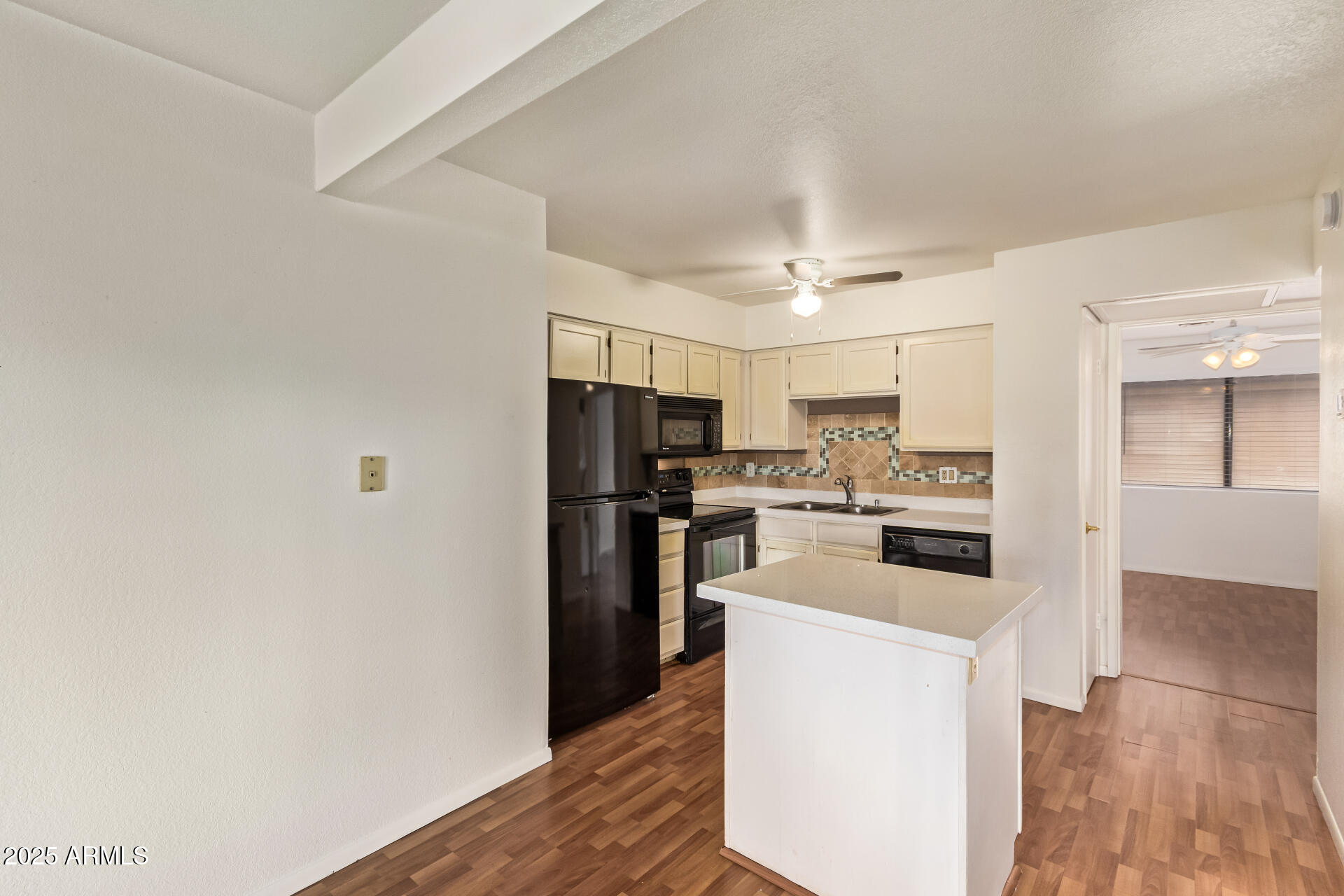 4901 S CALLE LOS CERROS Drive, 219