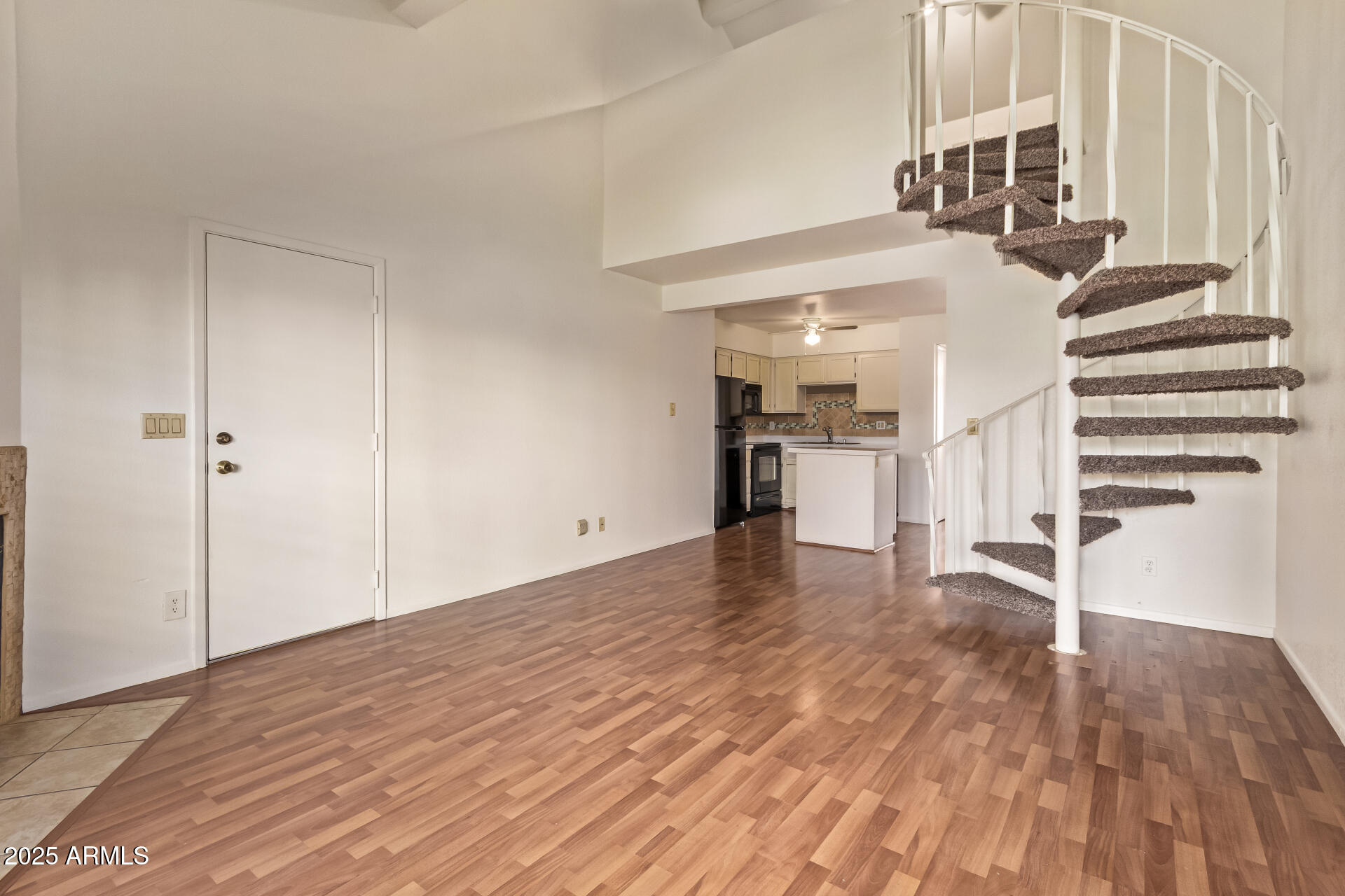 4901 S CALLE LOS CERROS Drive, 219
