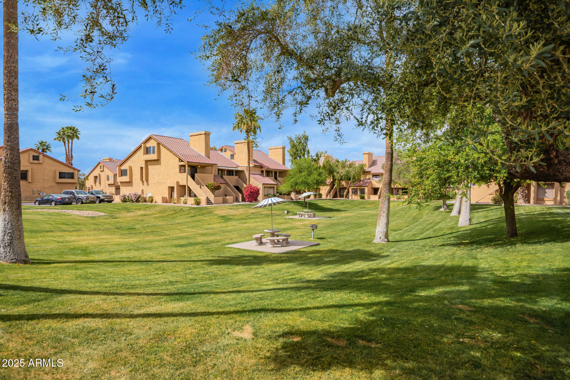 4901 S CALLE LOS CERROS Drive, 219