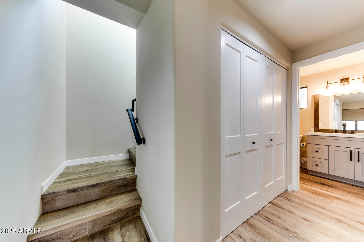 17200 W BELL Road, 339