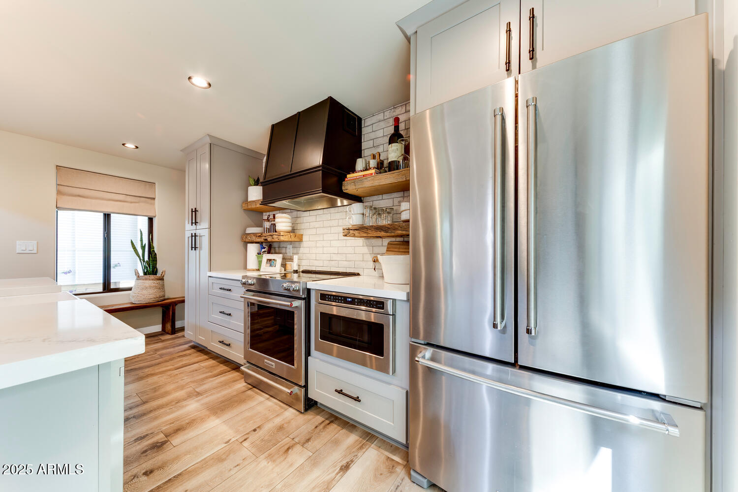 17200 W BELL Road, 339