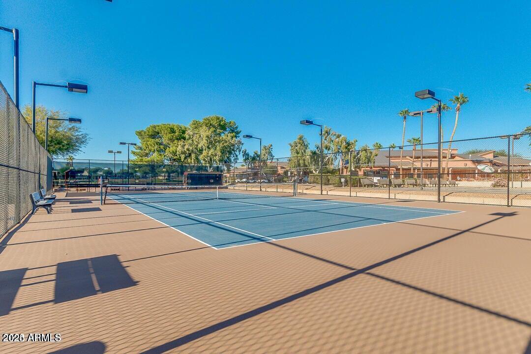 17200 W BELL Road, 339