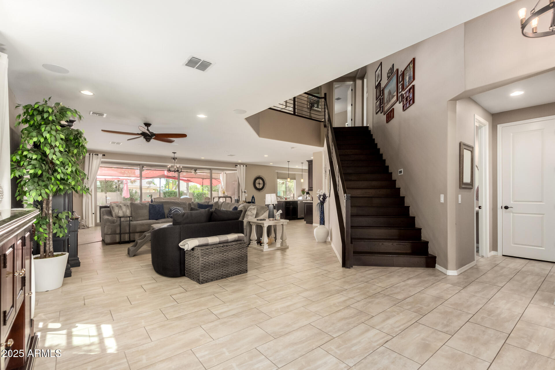 1459 W SEA FOG Drive