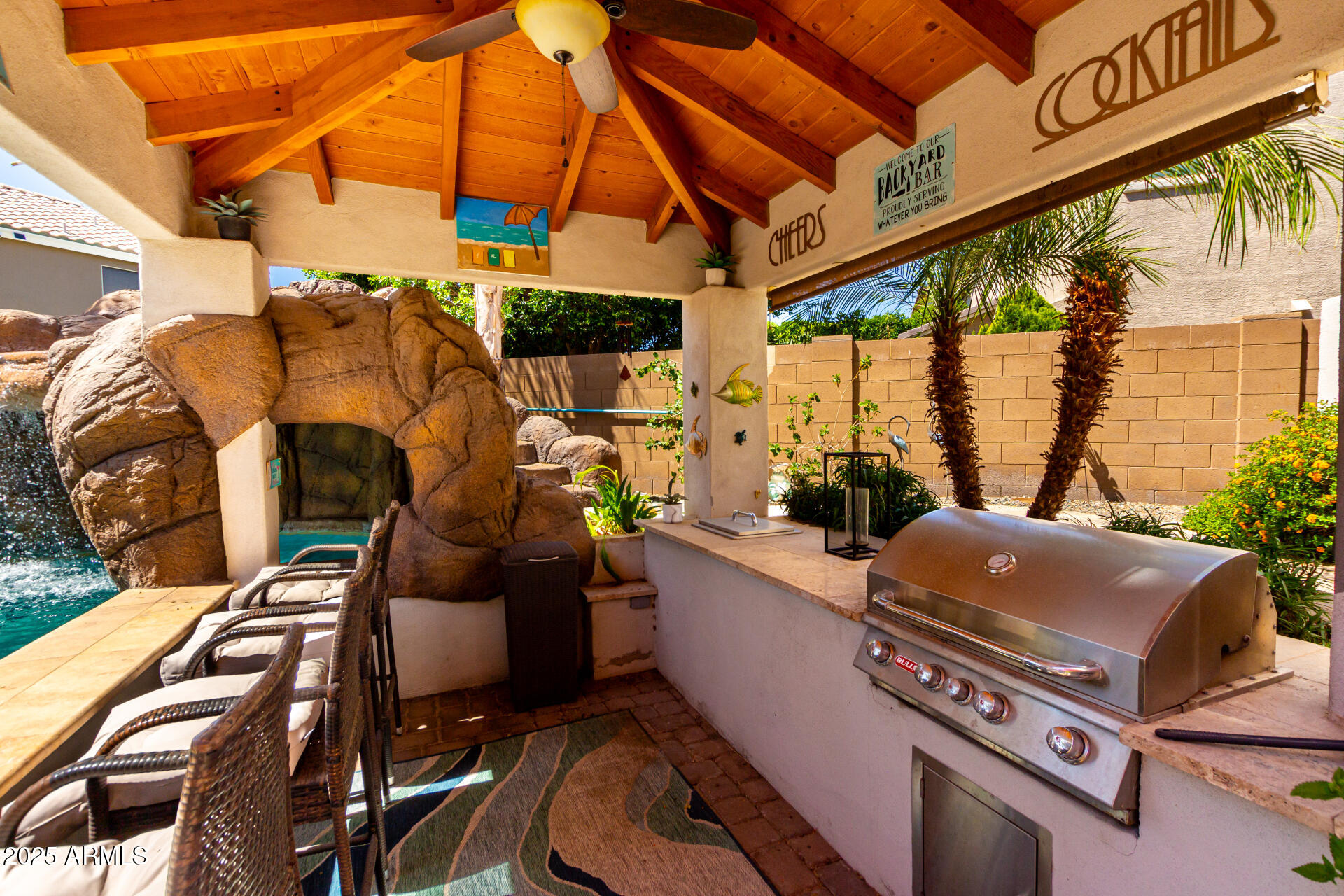 1459 W SEA FOG Drive